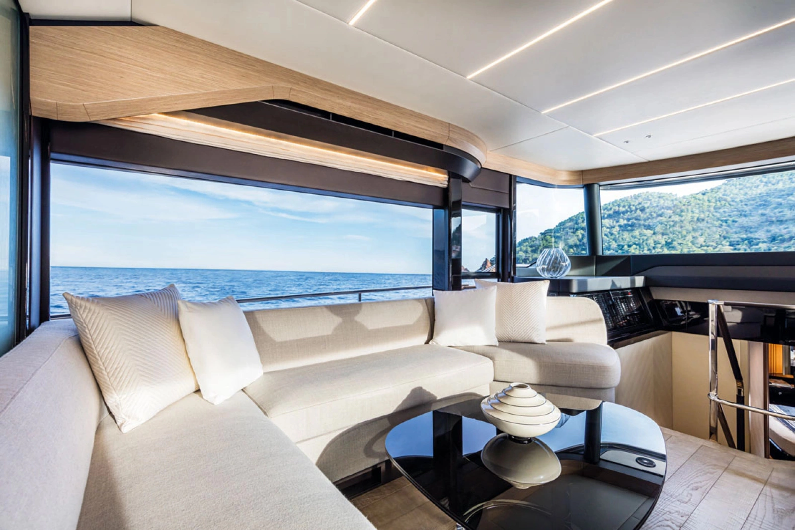 NAVETTA 58 58ft Absolute Yacht For Sale
