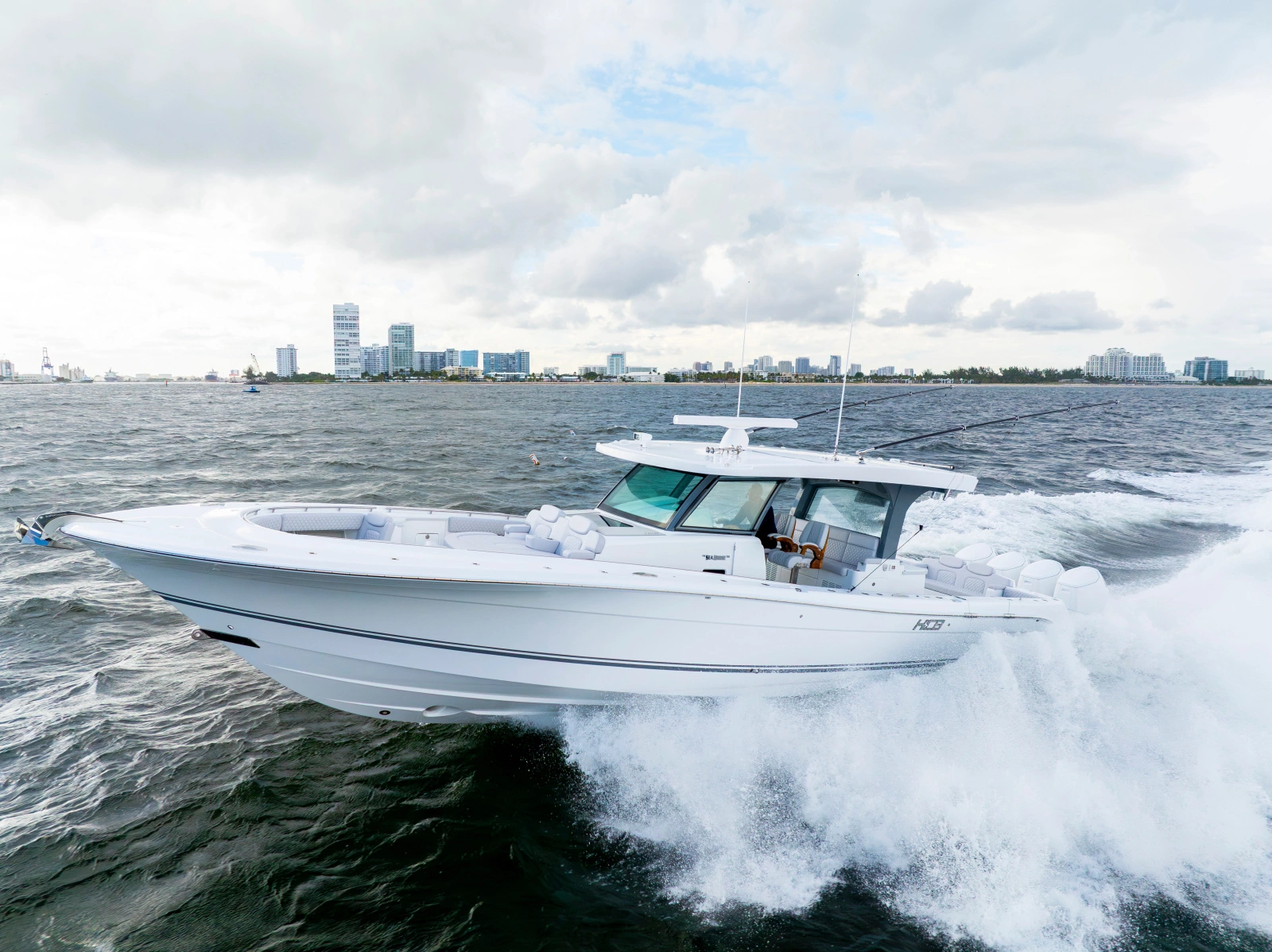48ft HCB Yacht For Sale