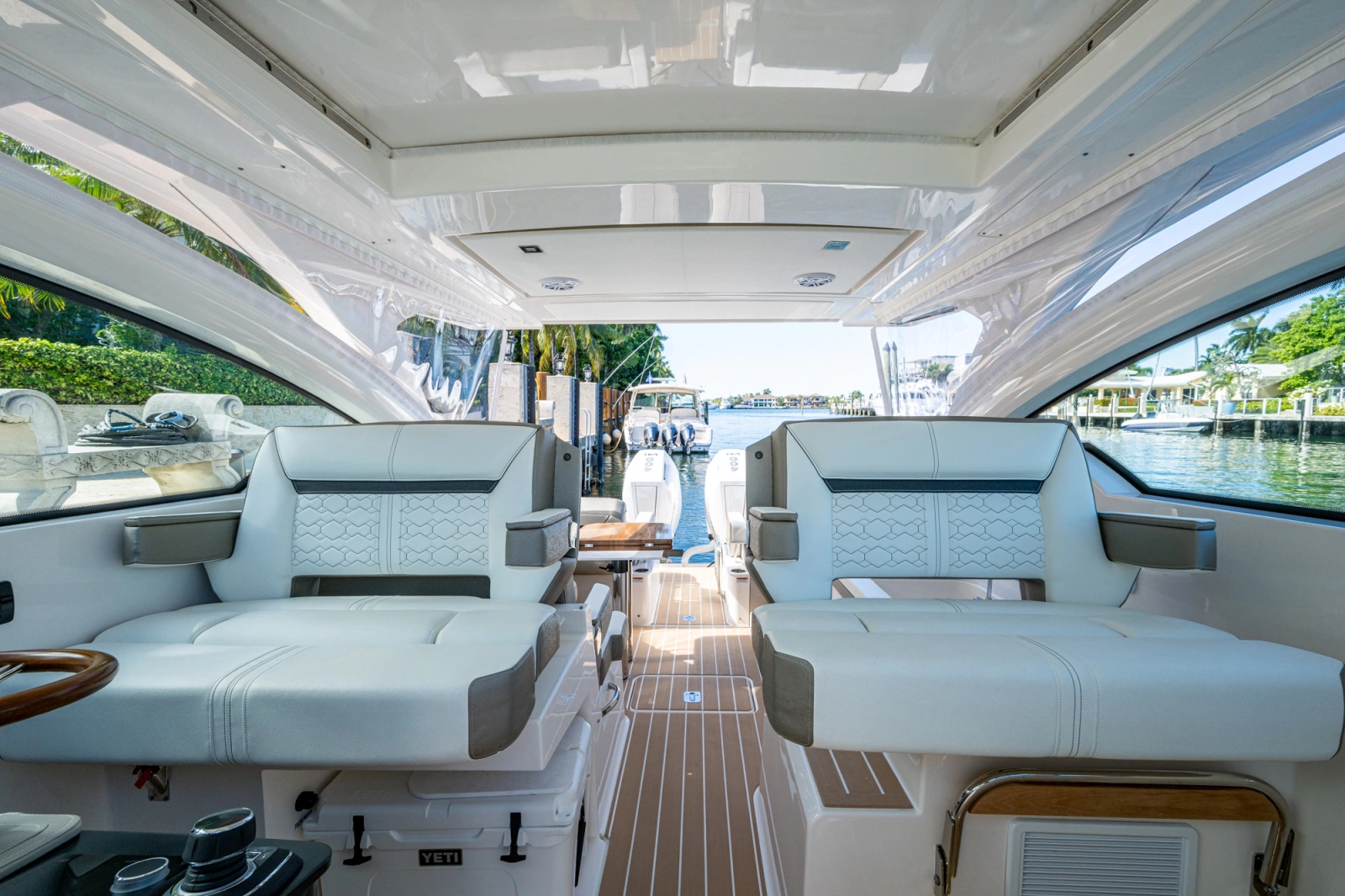 2024 Tiara Yachts 34 LX
