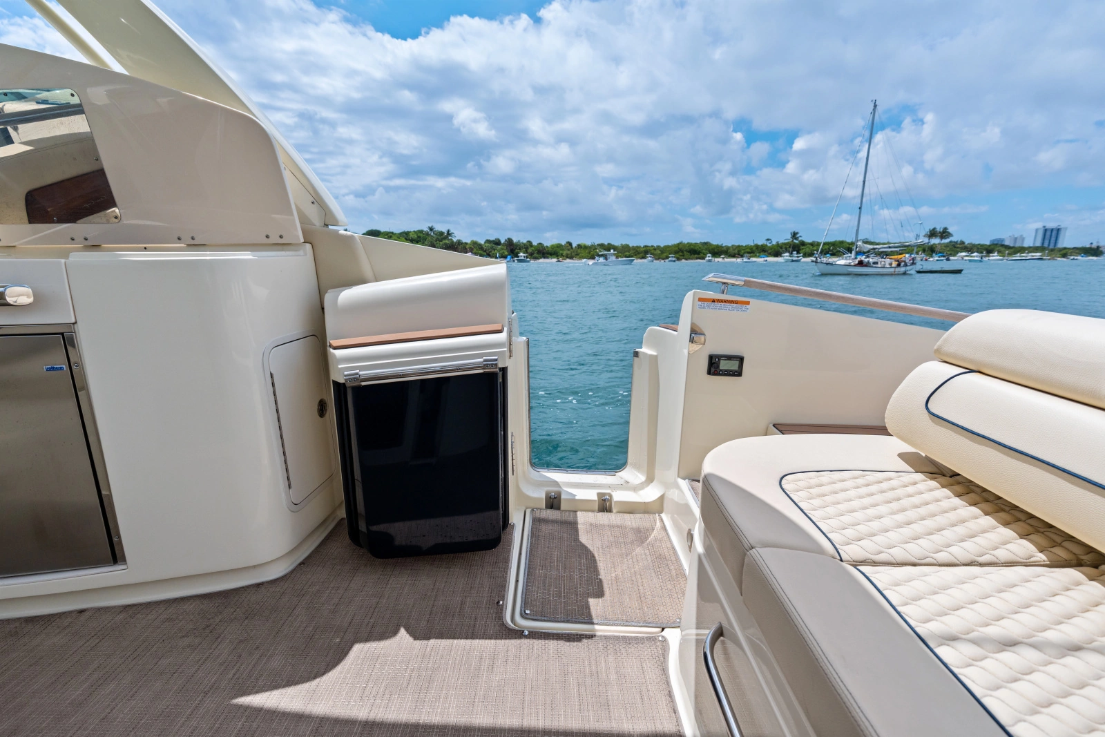 2023 Chris-Craft Launch 35 GT