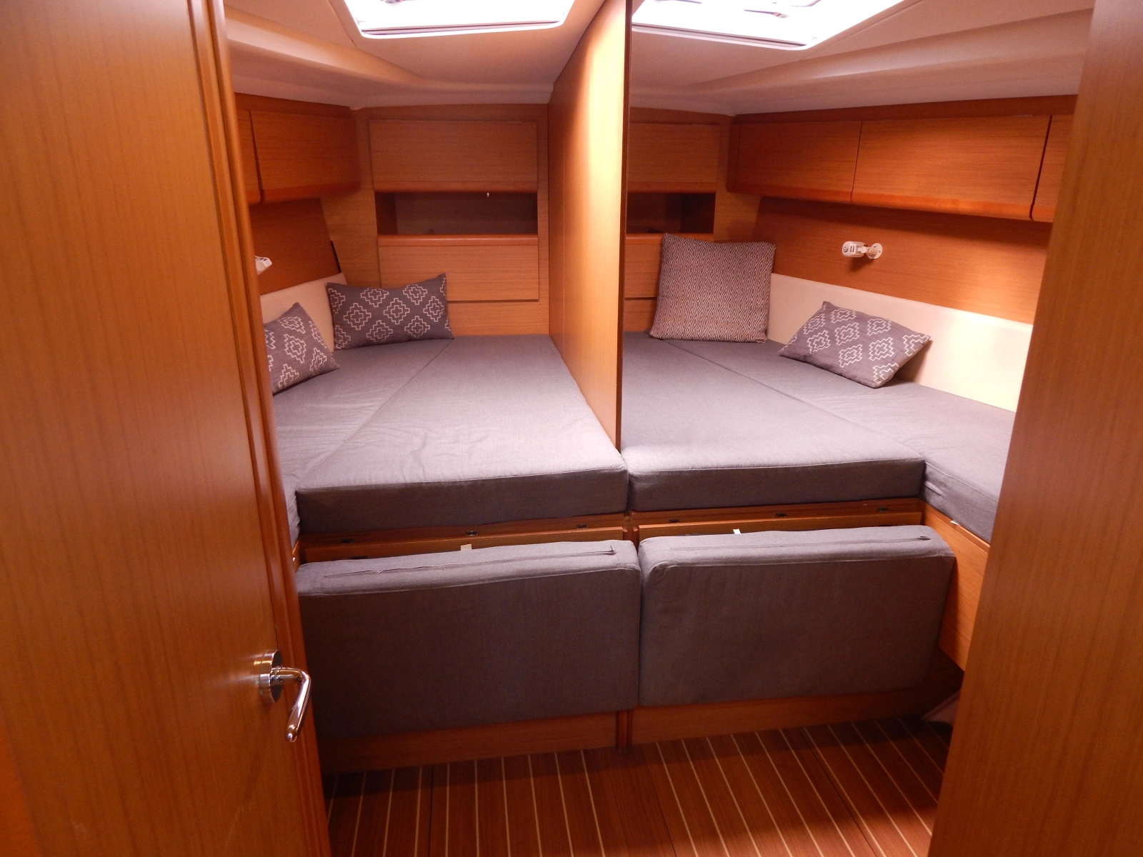 2010 Jeanneau Sun Odyssey 50 DS
