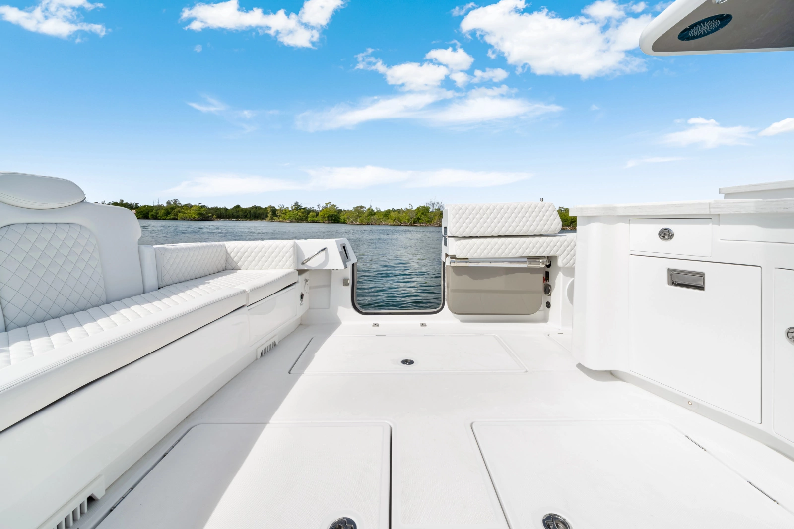 53 Suenos RXV 53ft HCB Yacht For Sale