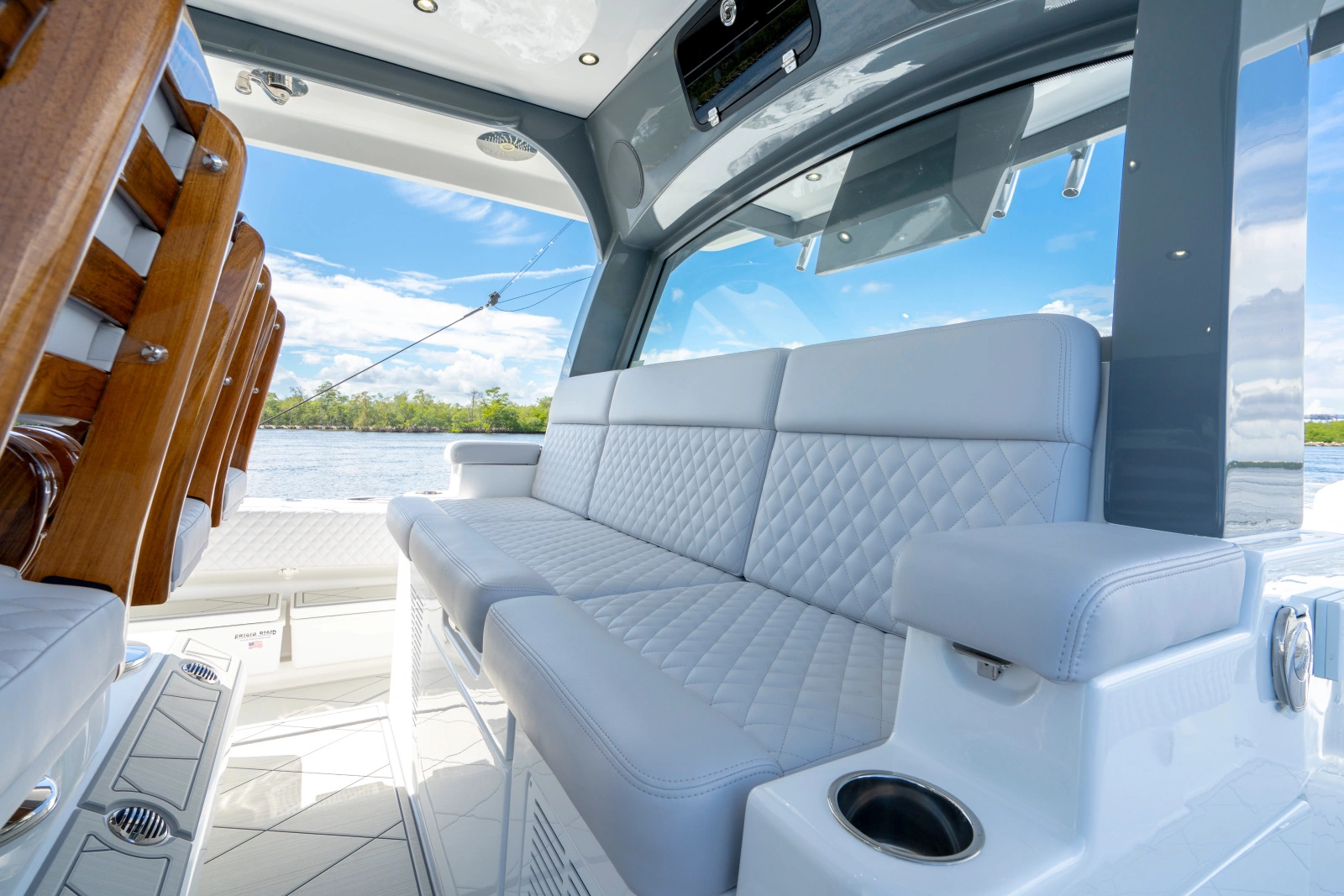 48ft HCB Yacht For Sale