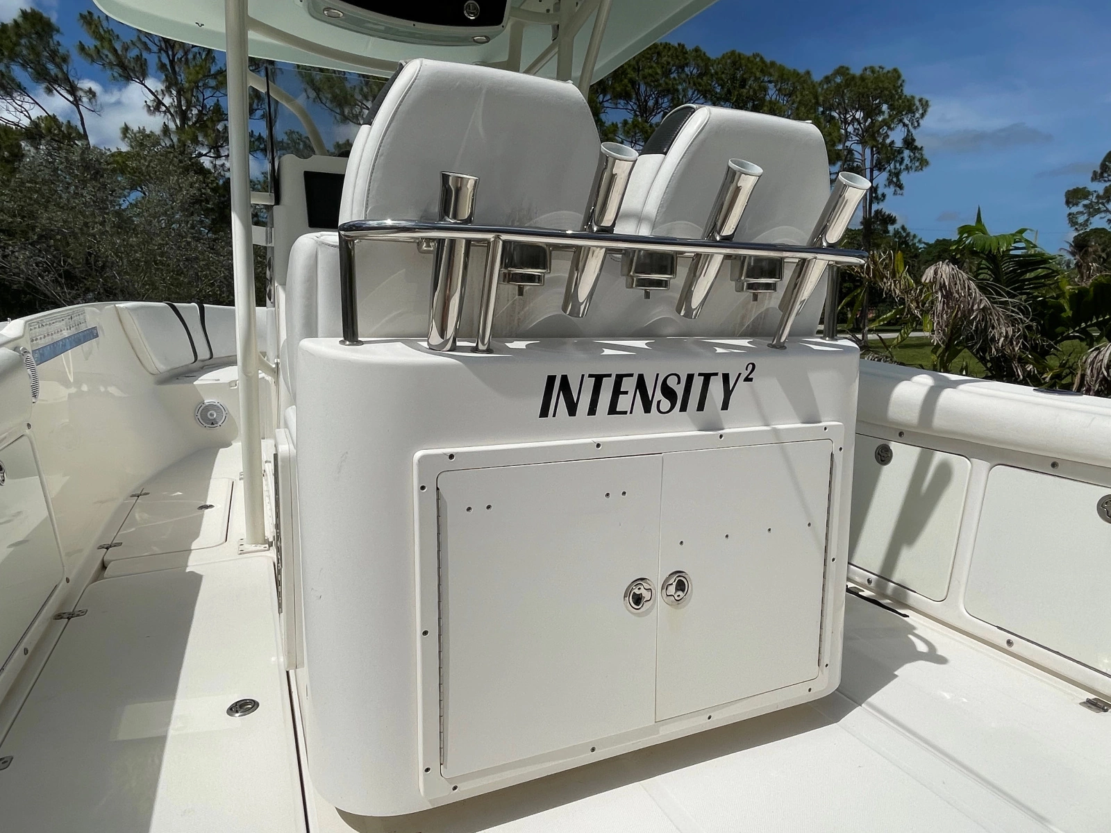 2015 Century 2901