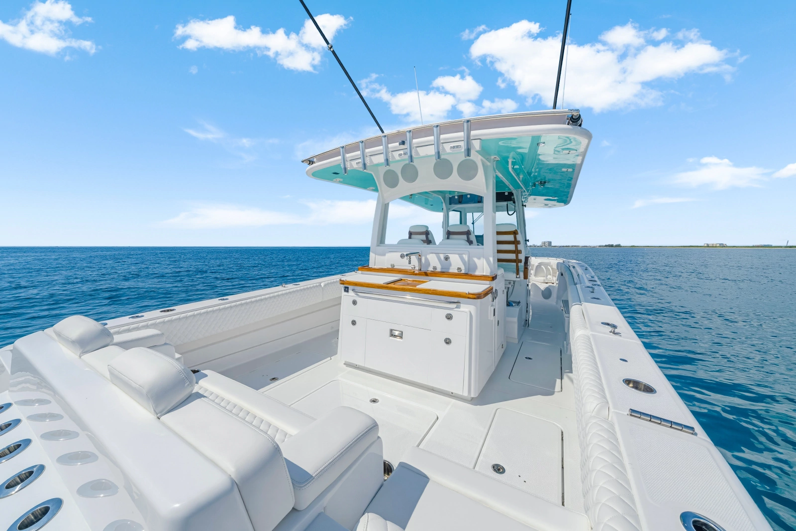 42ft HCB Yacht For Sale