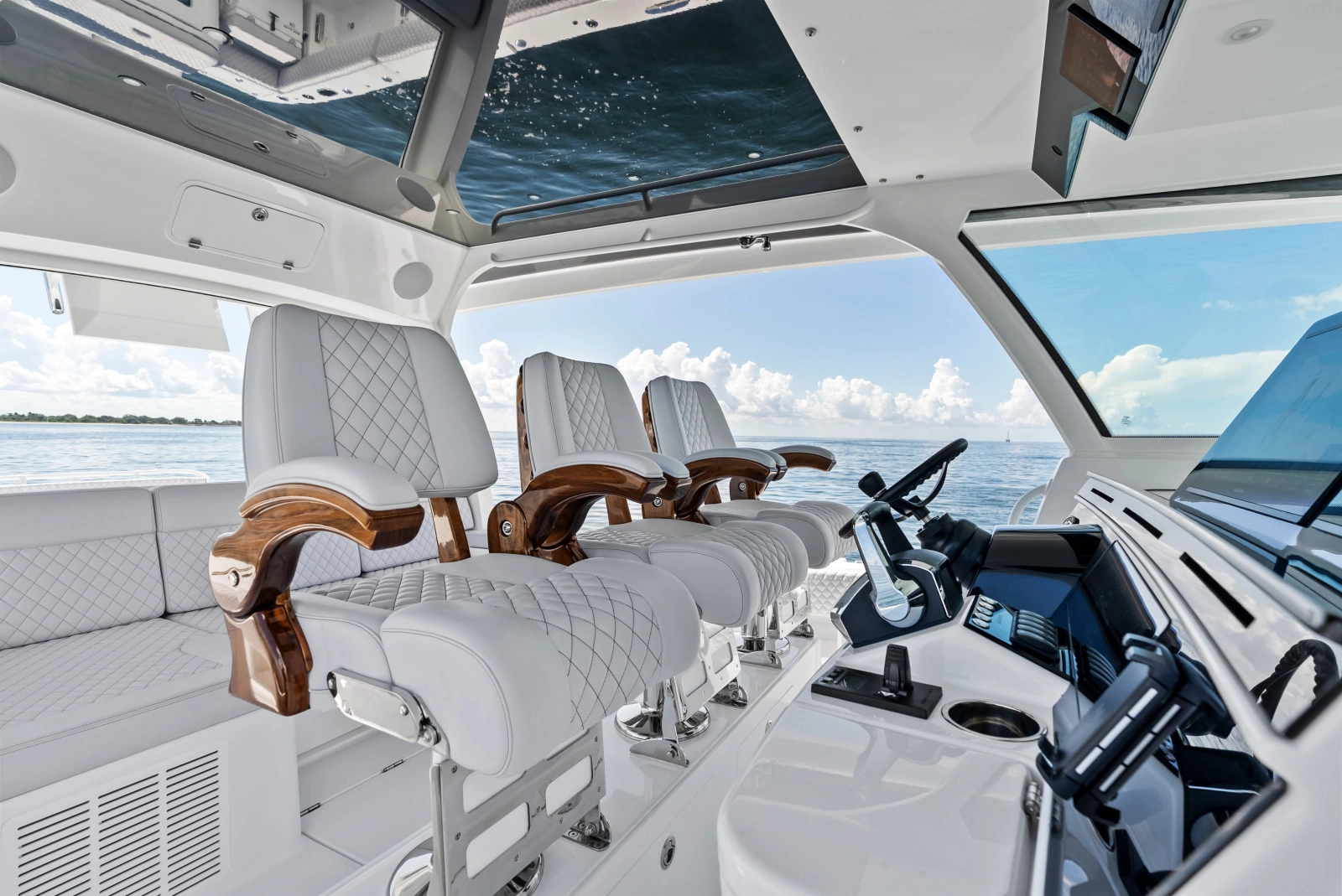 56ft HCB Yacht For Sale