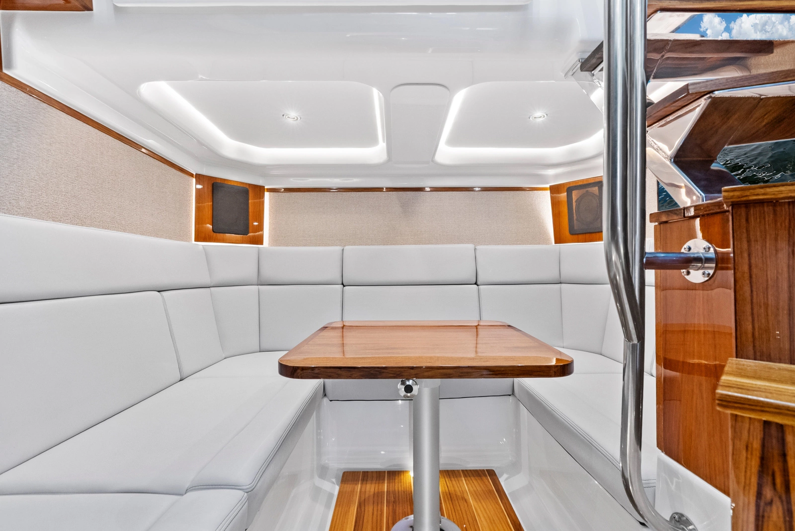 56ft HCB Yacht For Sale