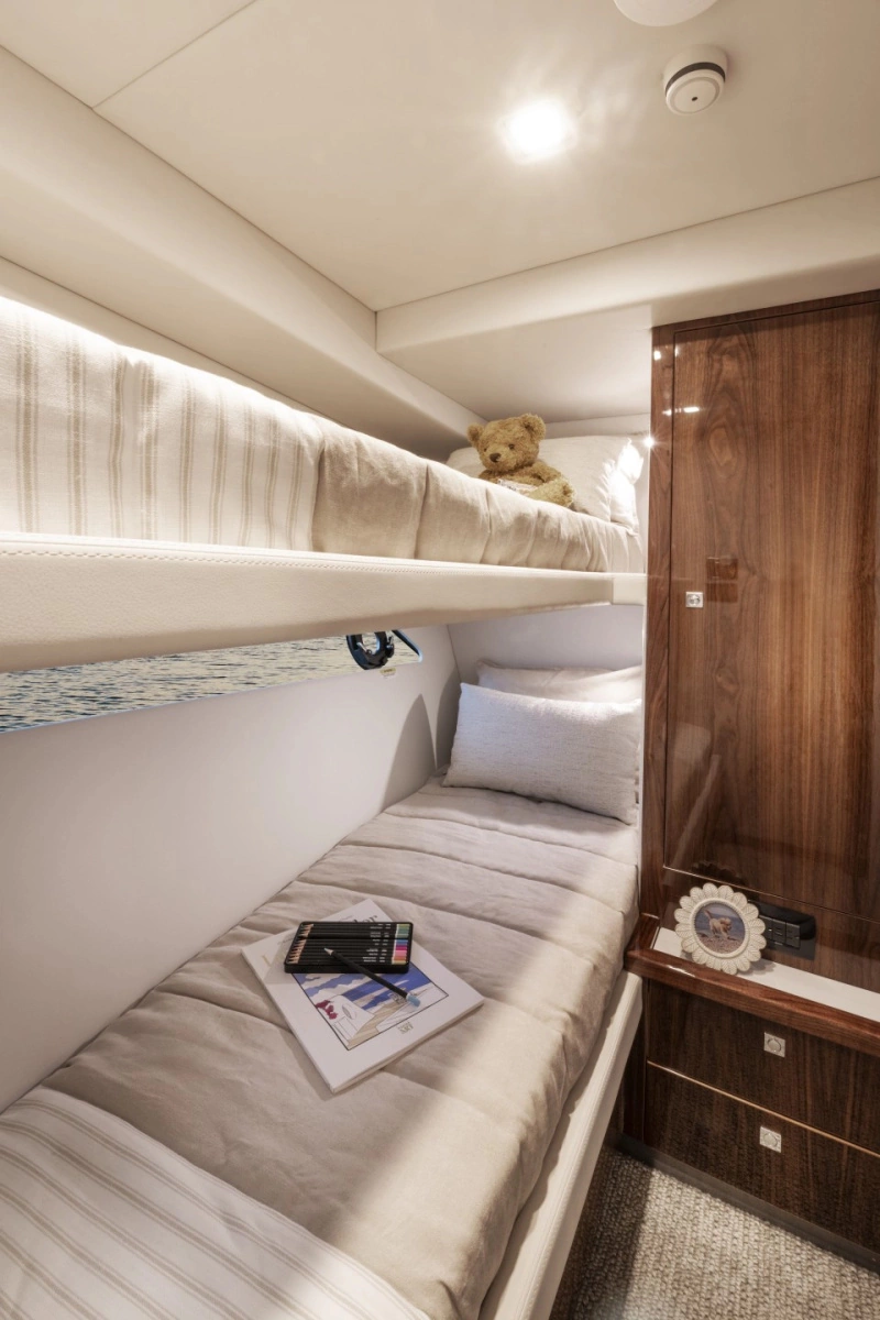 64 Sports Motor Yacht 64ft Riviera Yacht For Sale