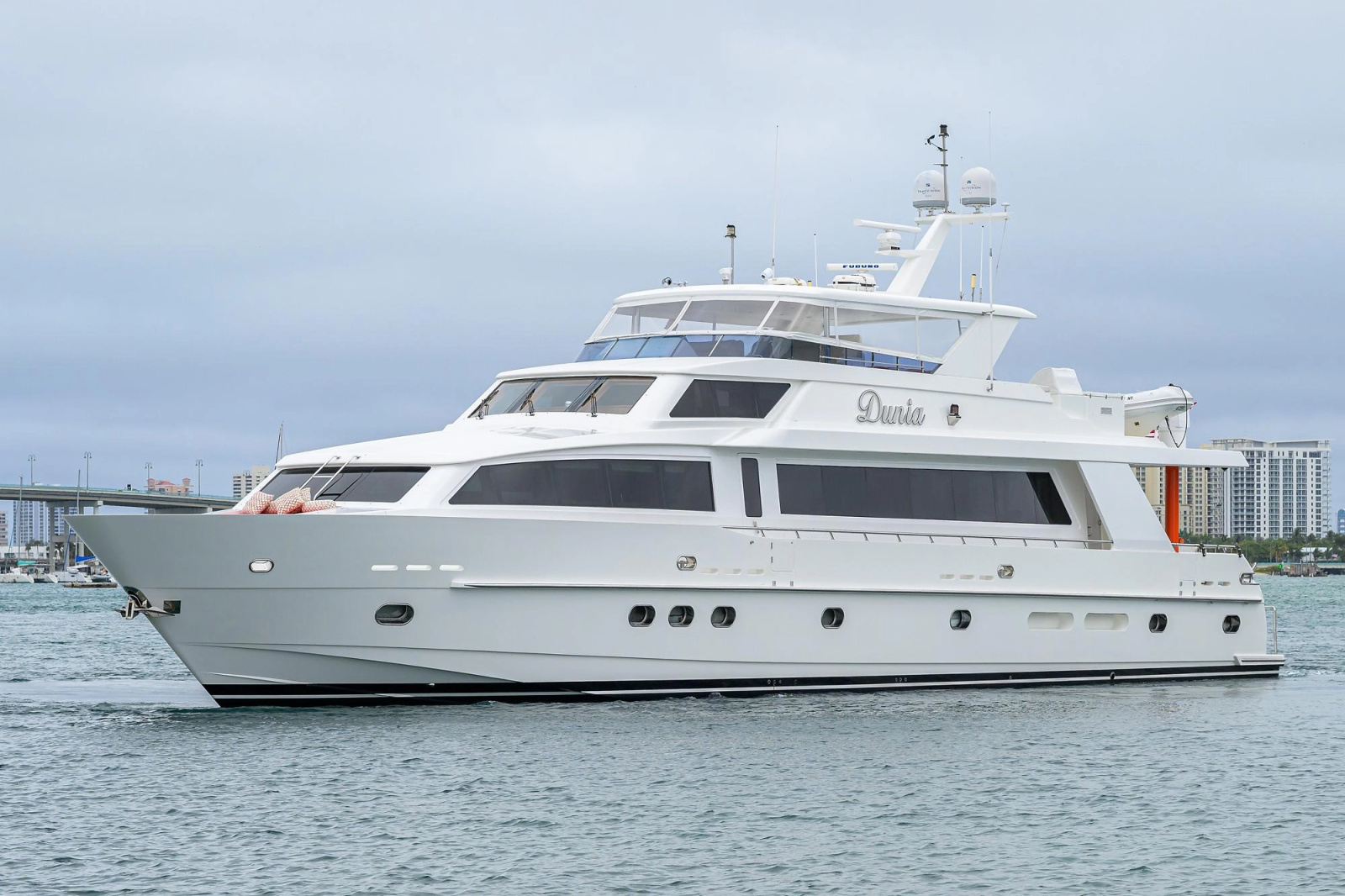 2008 Hargrave Raised Pilothouse