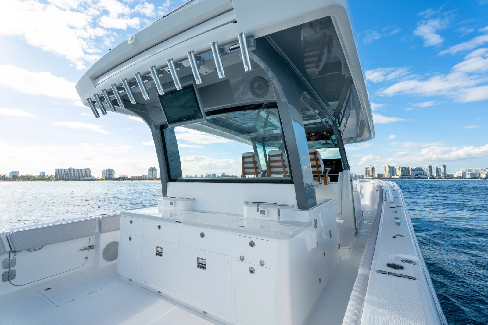 56ft HCB Yacht For Sale