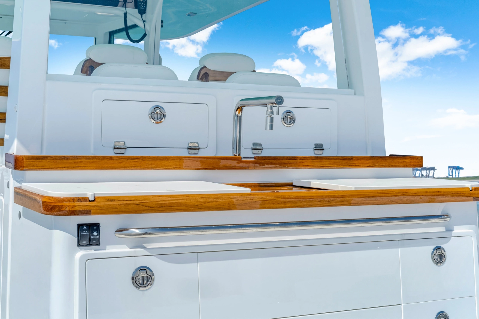 42ft HCB Yacht For Sale