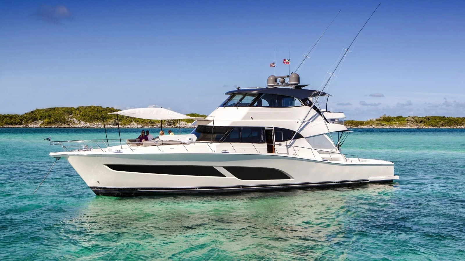 72 SPORTS MOTOR YACHT 72ft Riviera Yacht For Sale