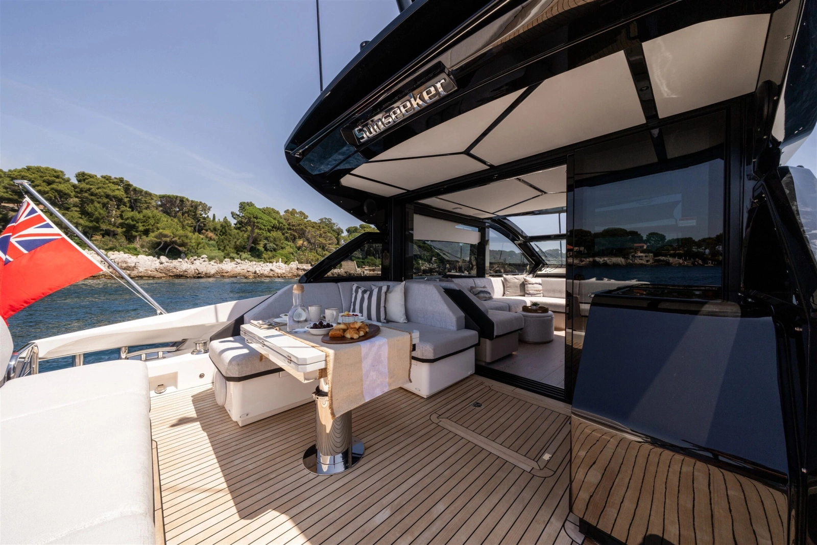 PREDATOR 55 55ft Sunseeker Yacht For Sale
