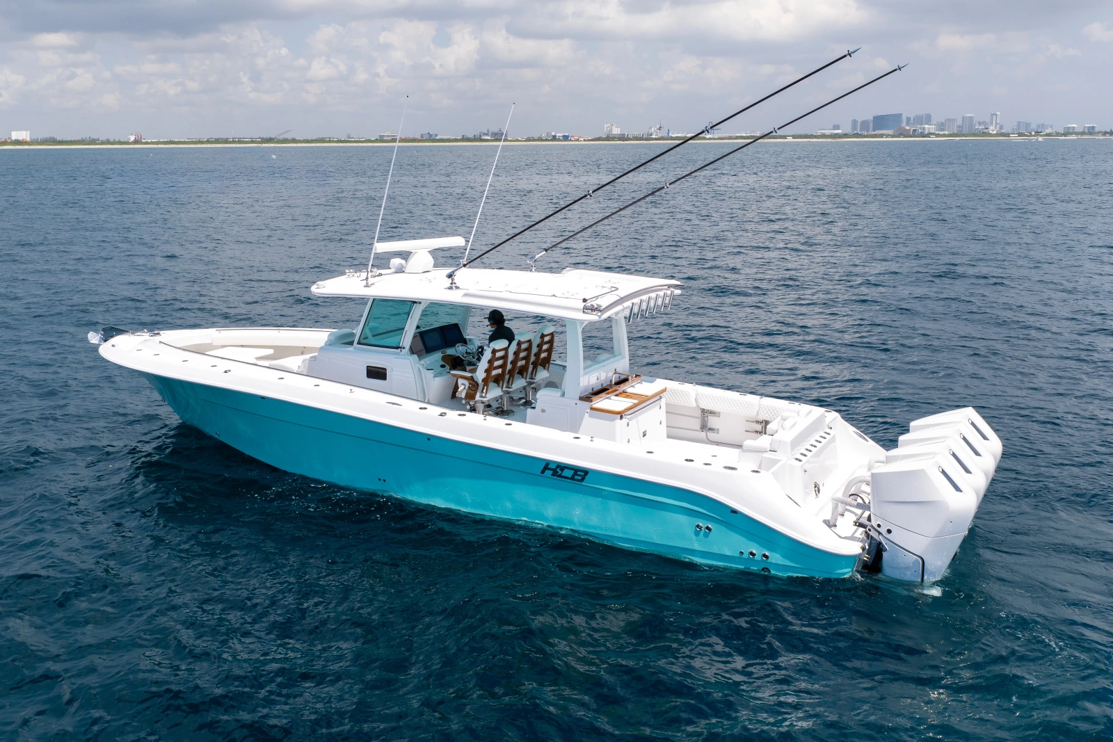 42ft HCB Yacht For Sale