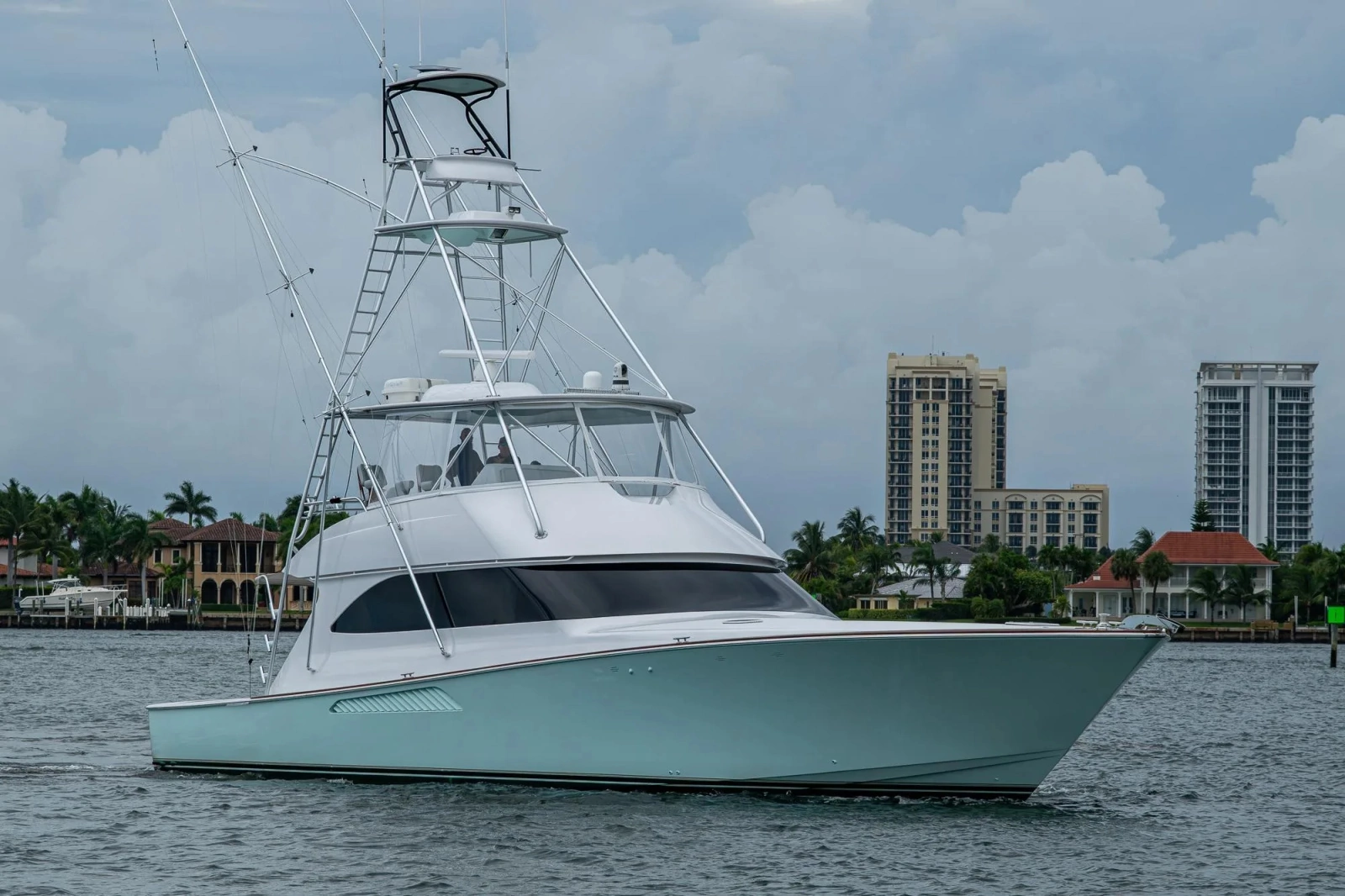 2009 Viking 60 Convertible