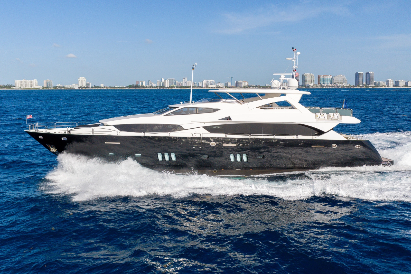 2010 Sunseeker 34 Metre Yacht