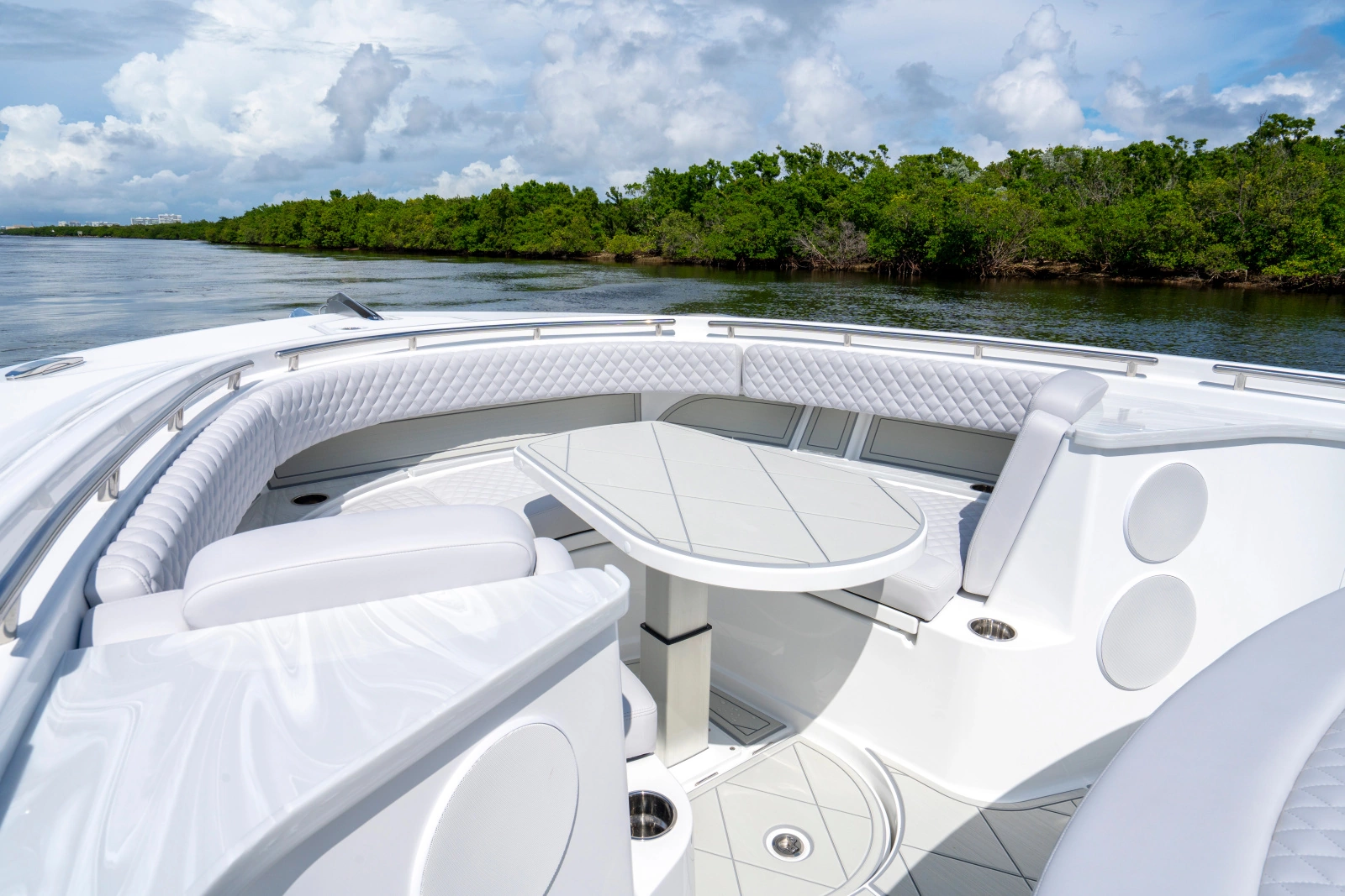 48ft HCB Yacht For Sale