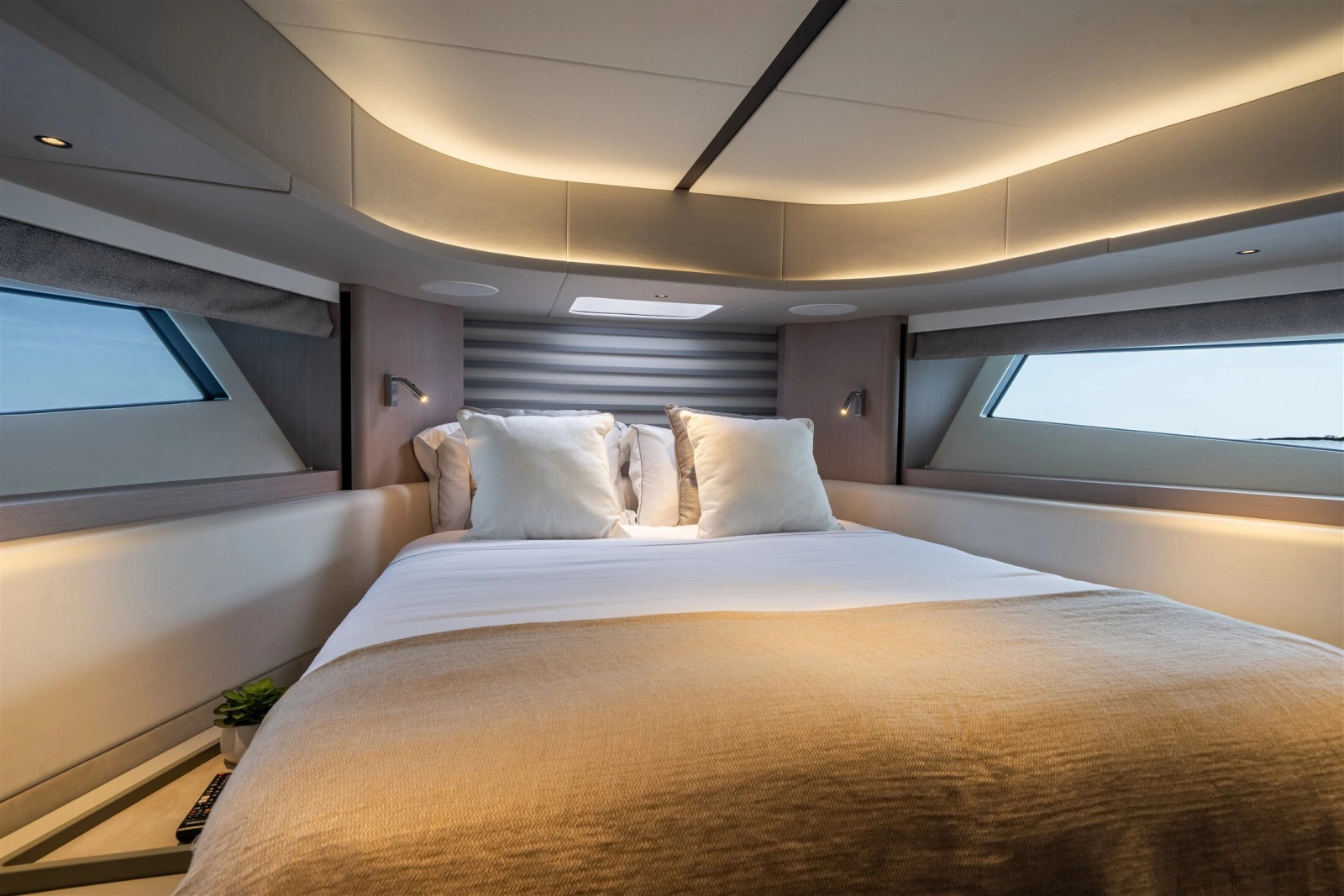 PREDATOR 55 55ft Sunseeker Yacht For Sale