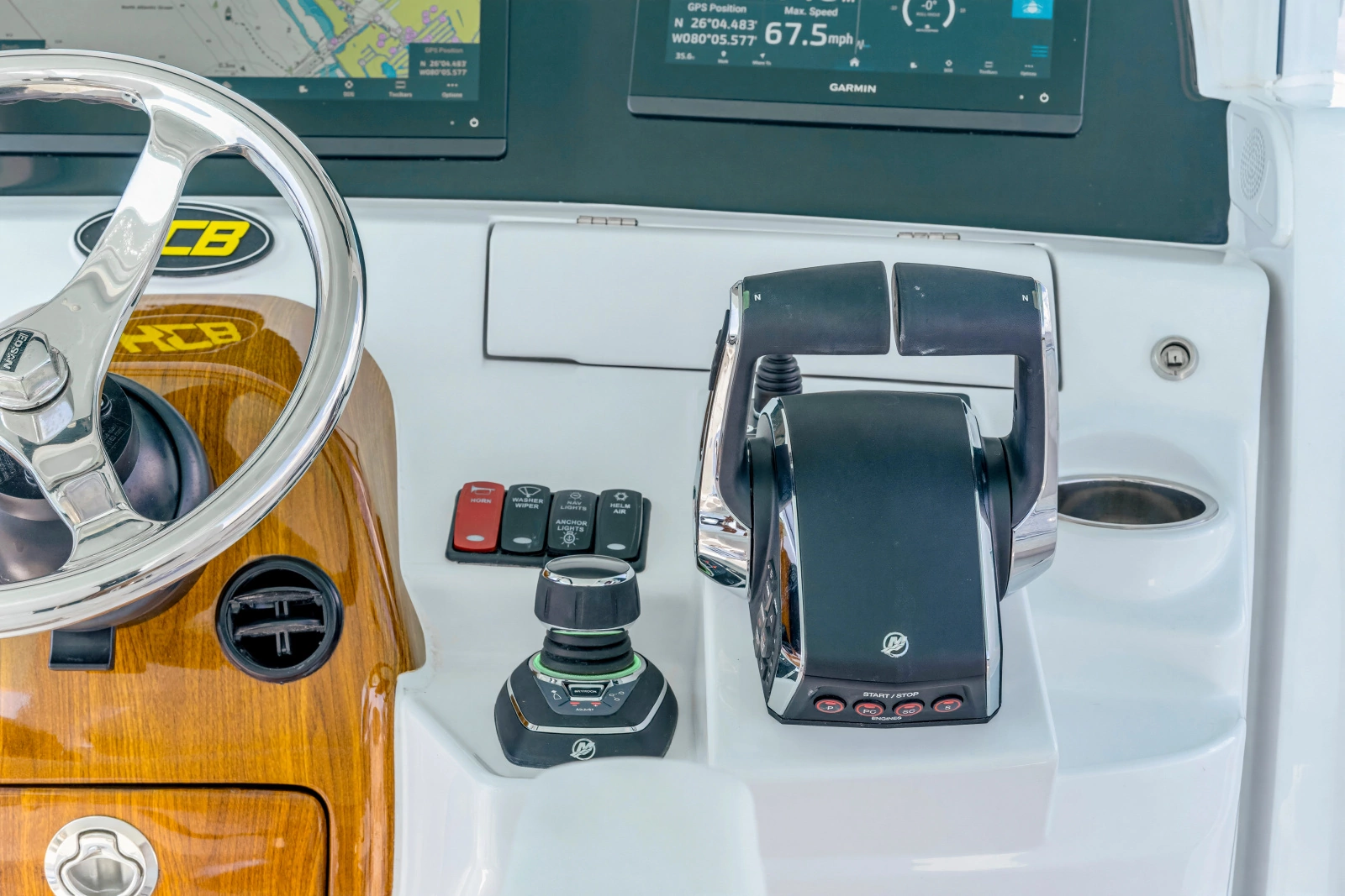 42ft HCB Yacht For Sale