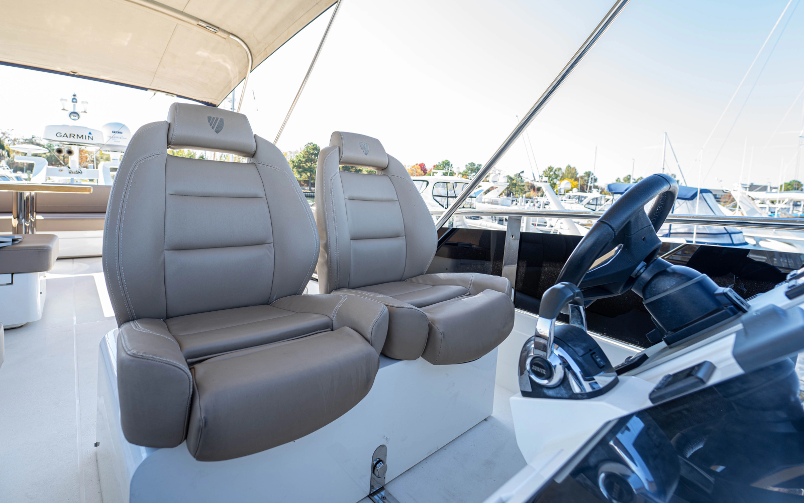 2019 Fairline Squadron 53