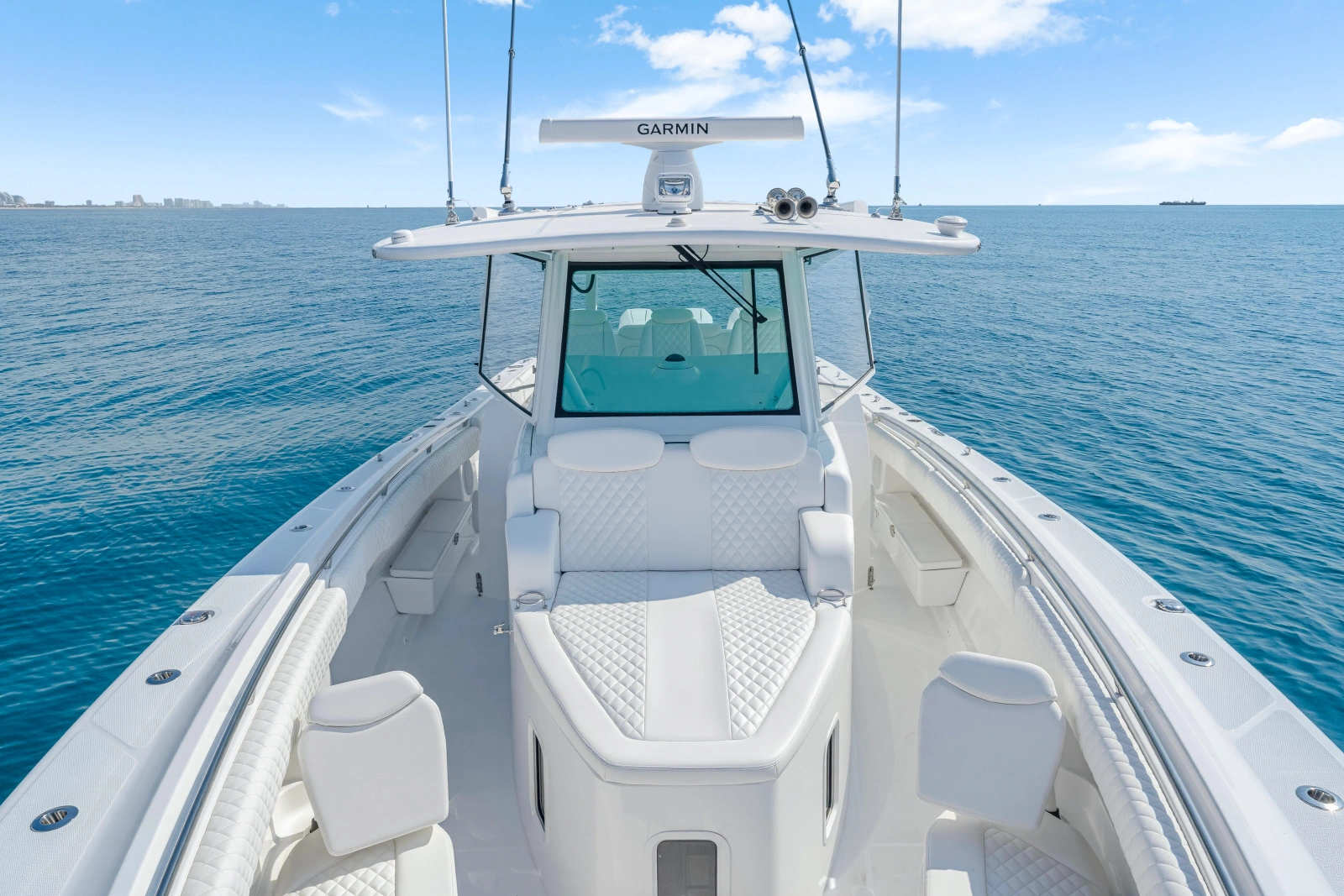 42ft HCB Yacht For Sale