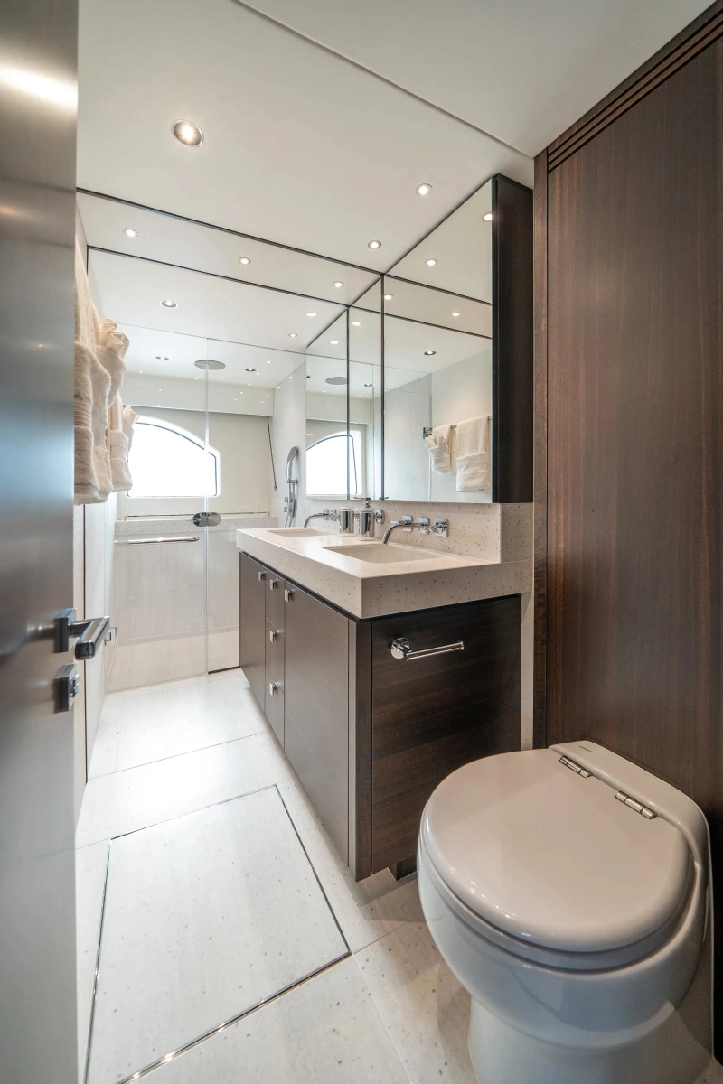 76 YACHT 76ft Sunseeker Yacht For Sale