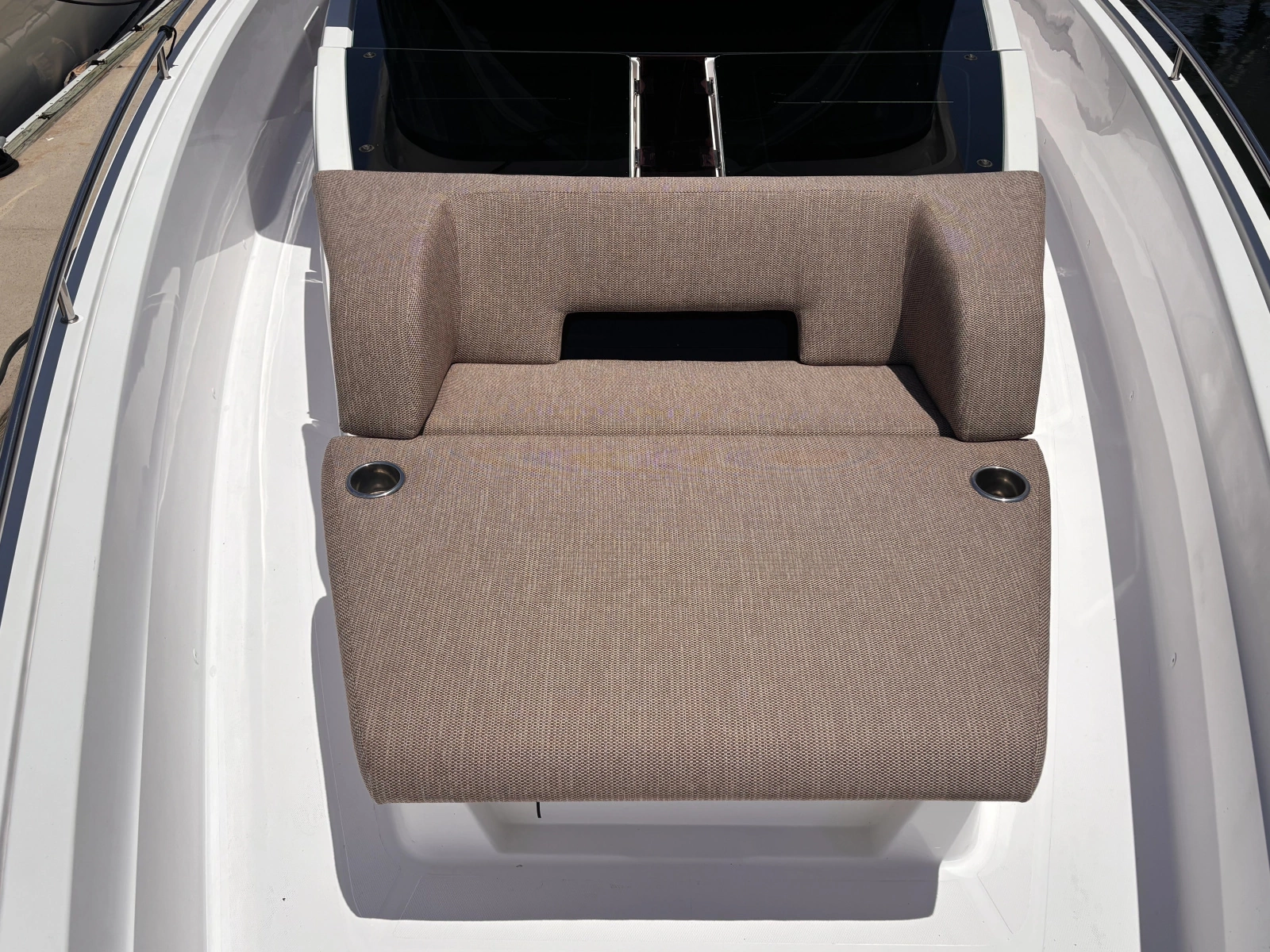 2022 Axopar 45 XC Cross Cabin