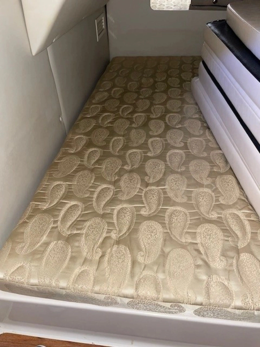 2007 Chaparral 330 Signature