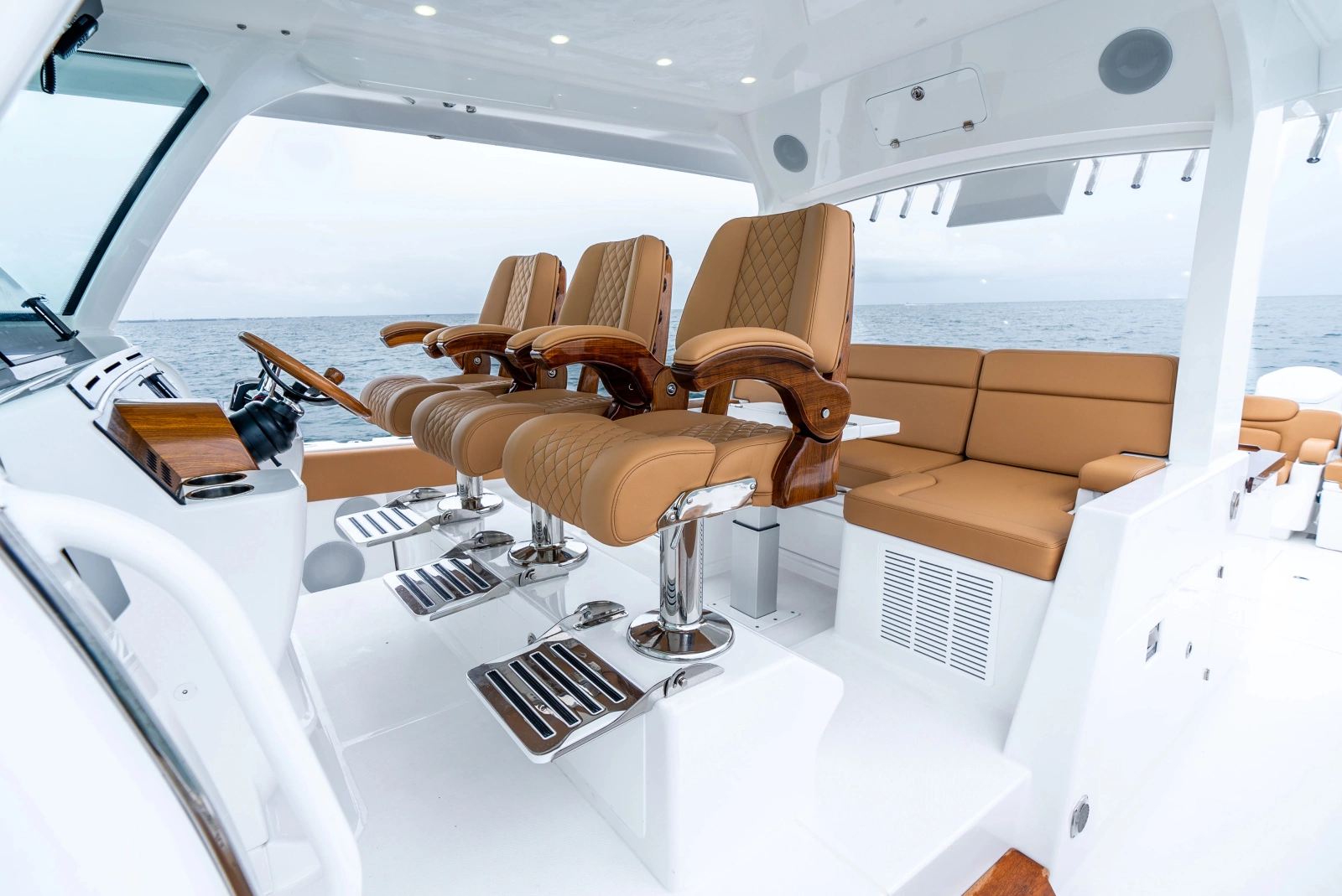 DEALER DEMO 56ft HCB Yacht For Sale