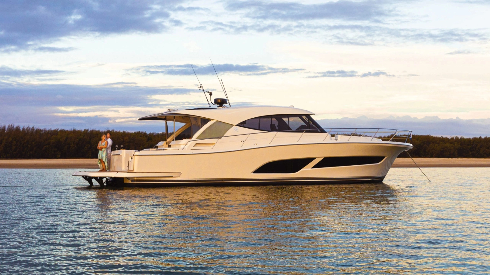 505 SUV 55ft Riviera Yacht For Sale