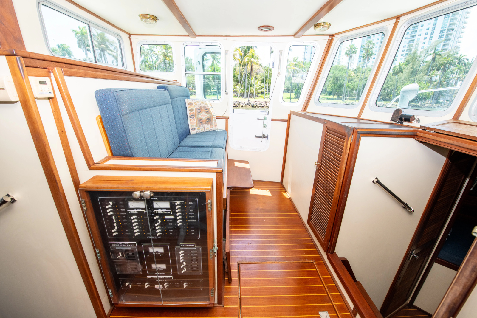 2003 American Tug Trawler Pilothouse 36