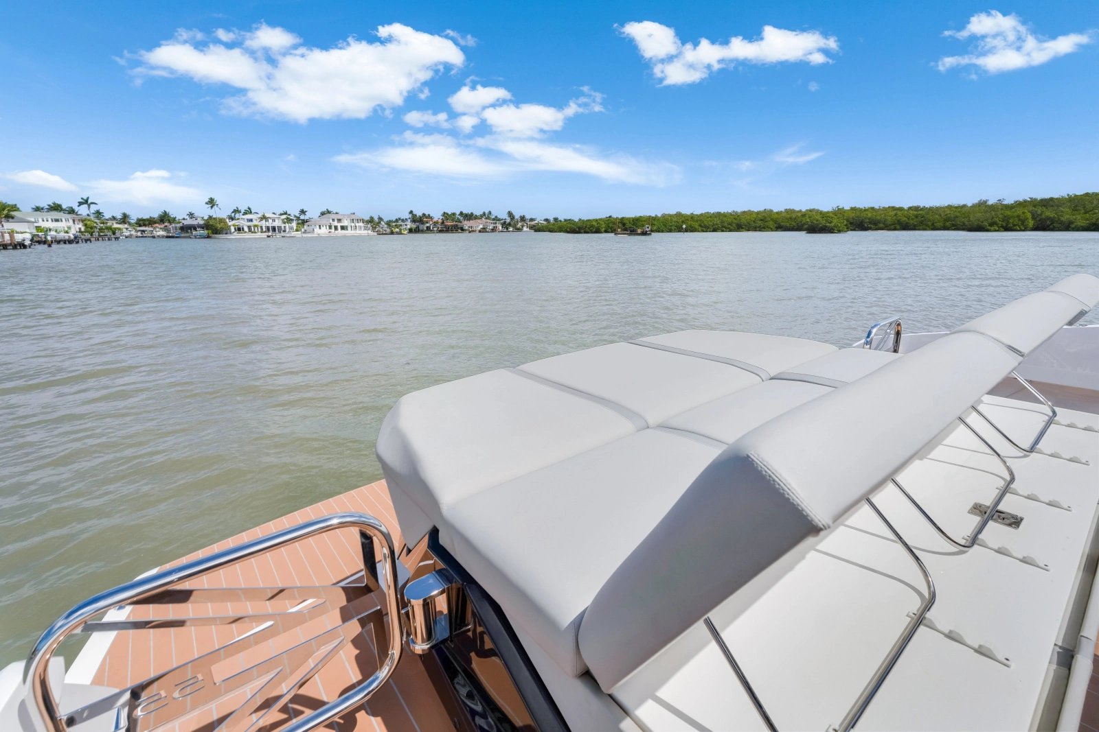 2023 Sunseeker Superhawk 55
