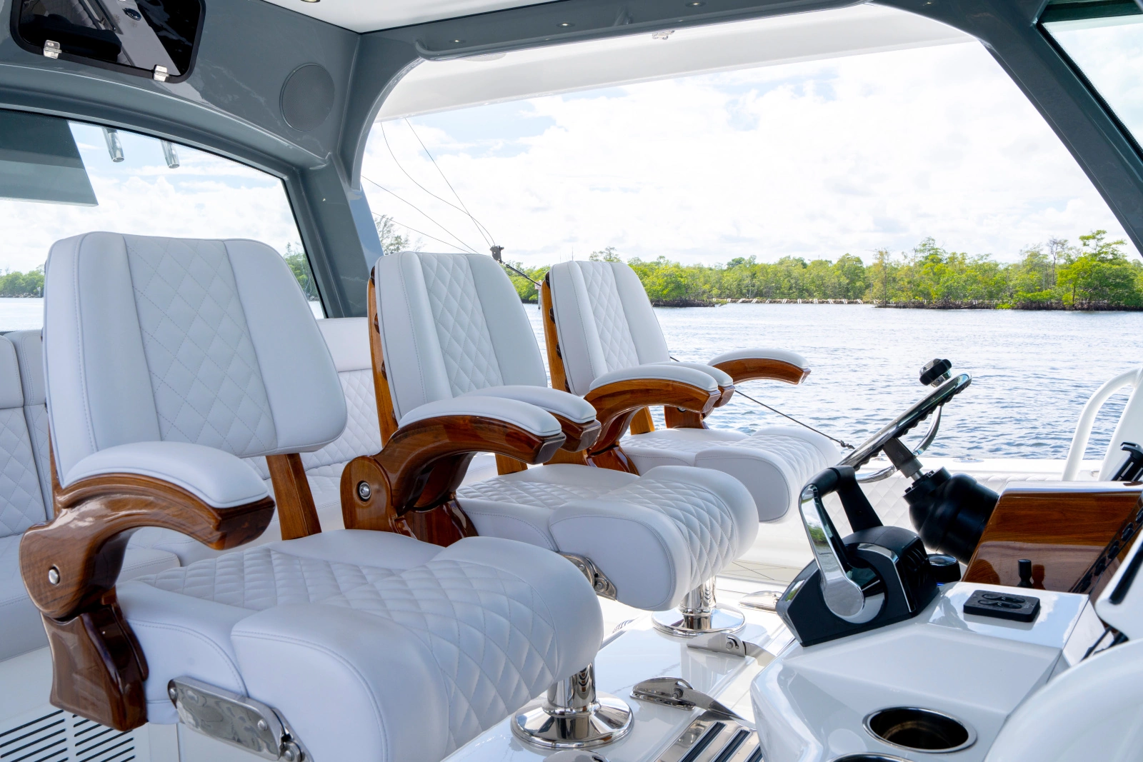 48ft HCB Yacht For Sale