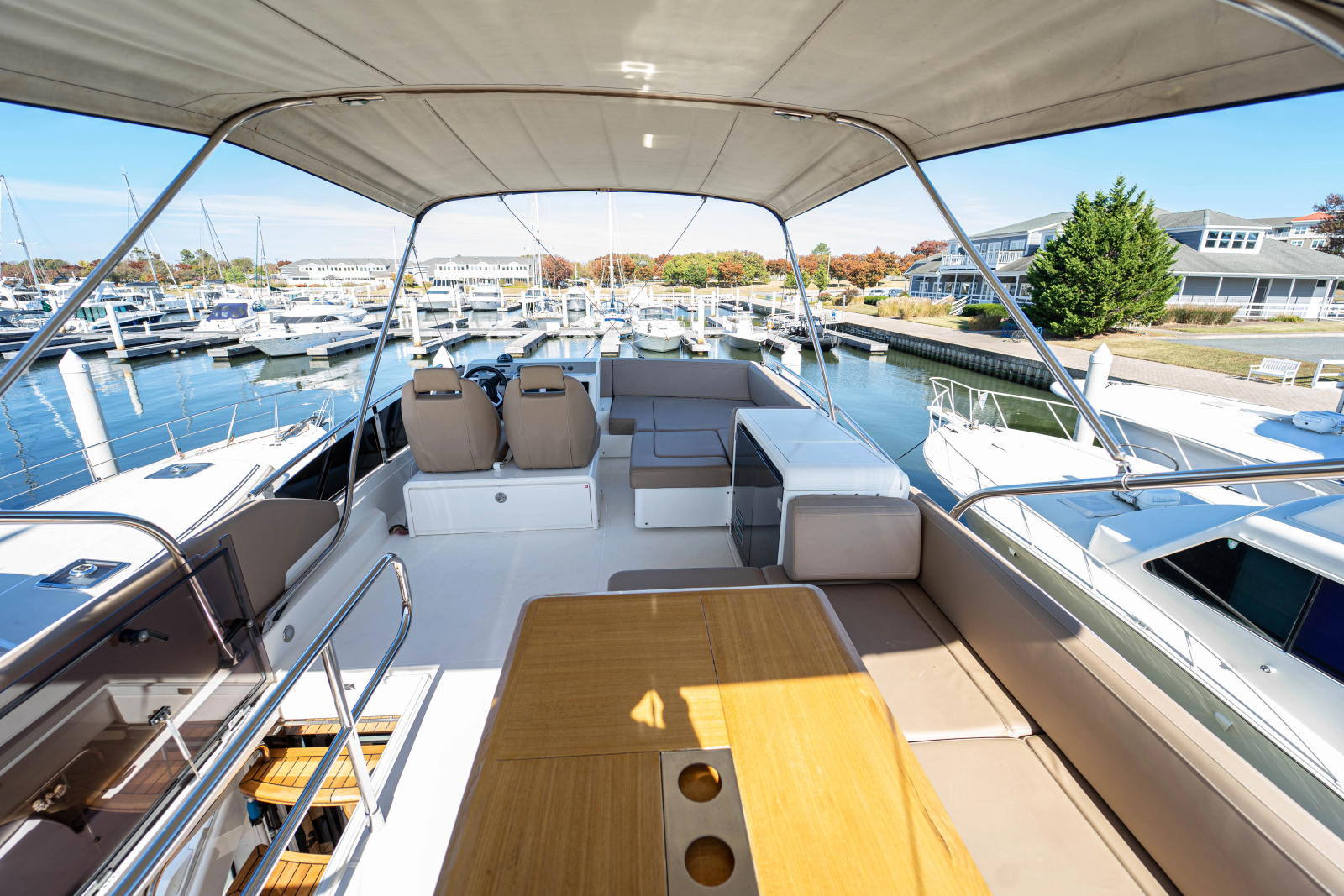 2019 Fairline Squadron 53