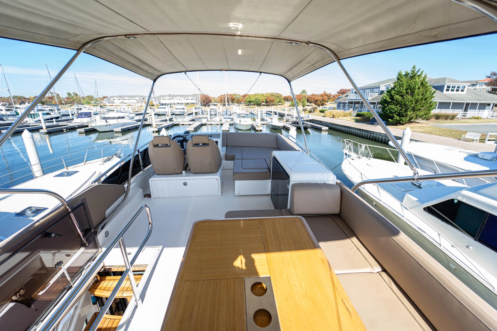 2019 Fairline Squadron 53