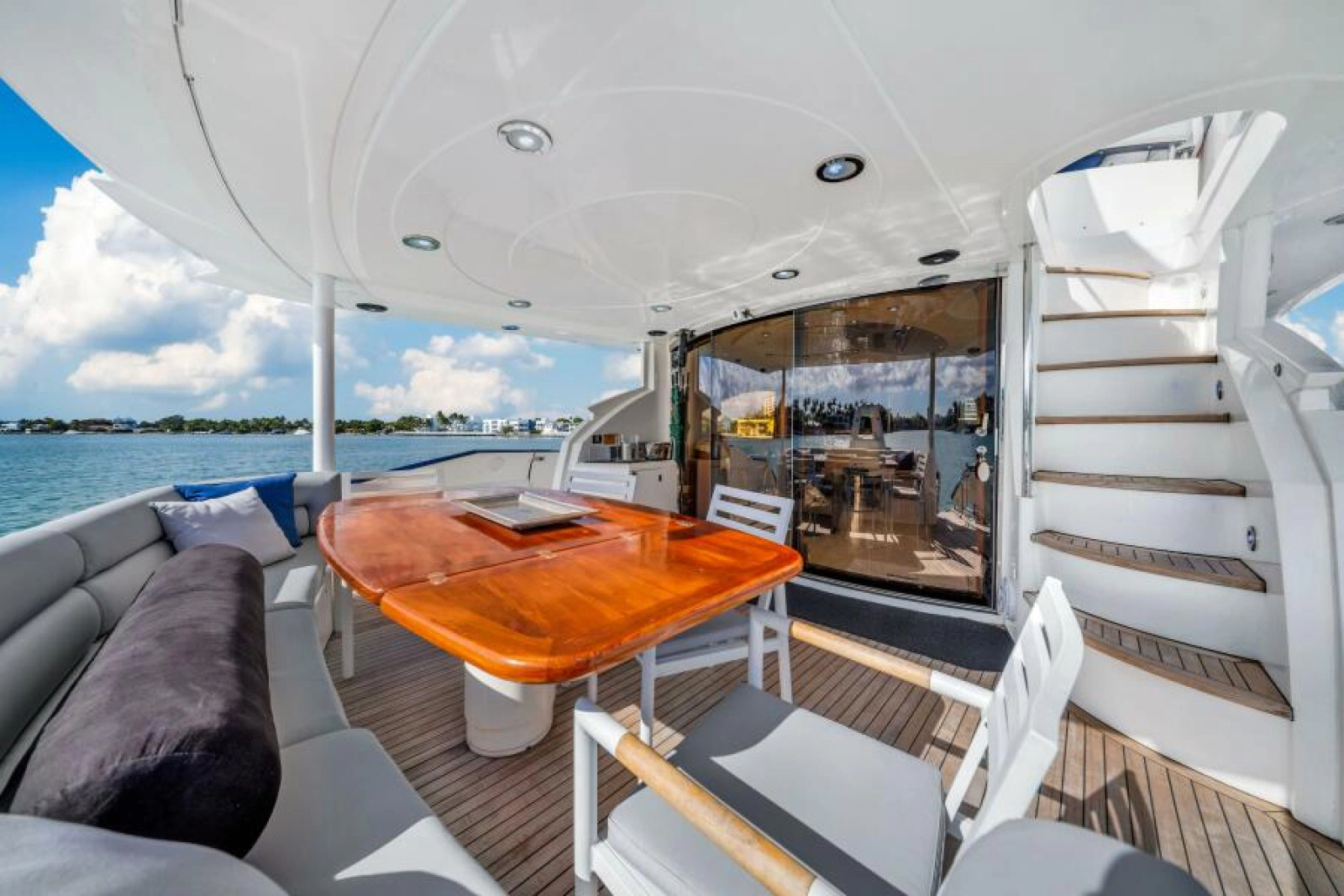 2003 Sunseeker 94 Yacht