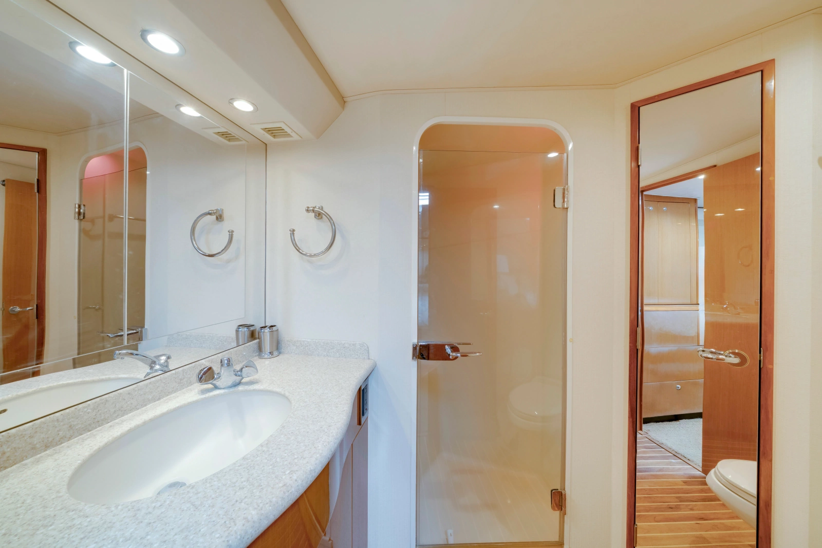AMANTE 61ft Viking Yacht For Sale