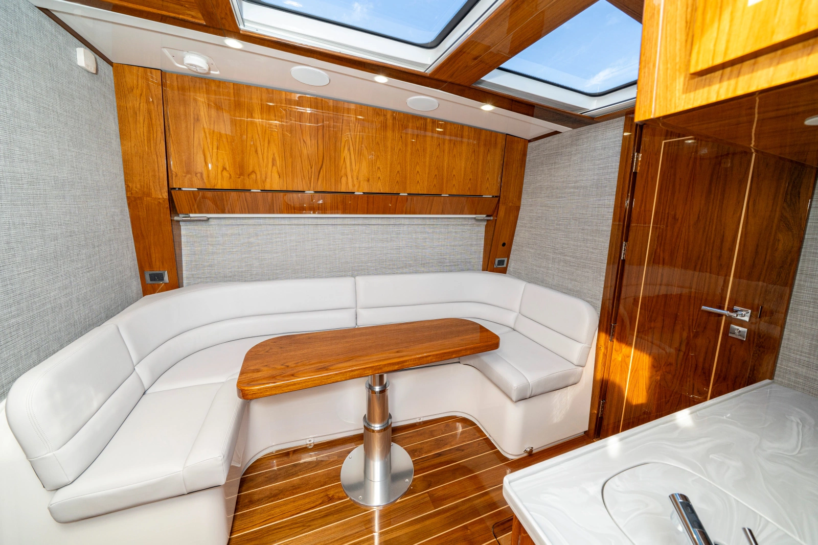 65 Estrella 65ft HCB Yacht For Sale