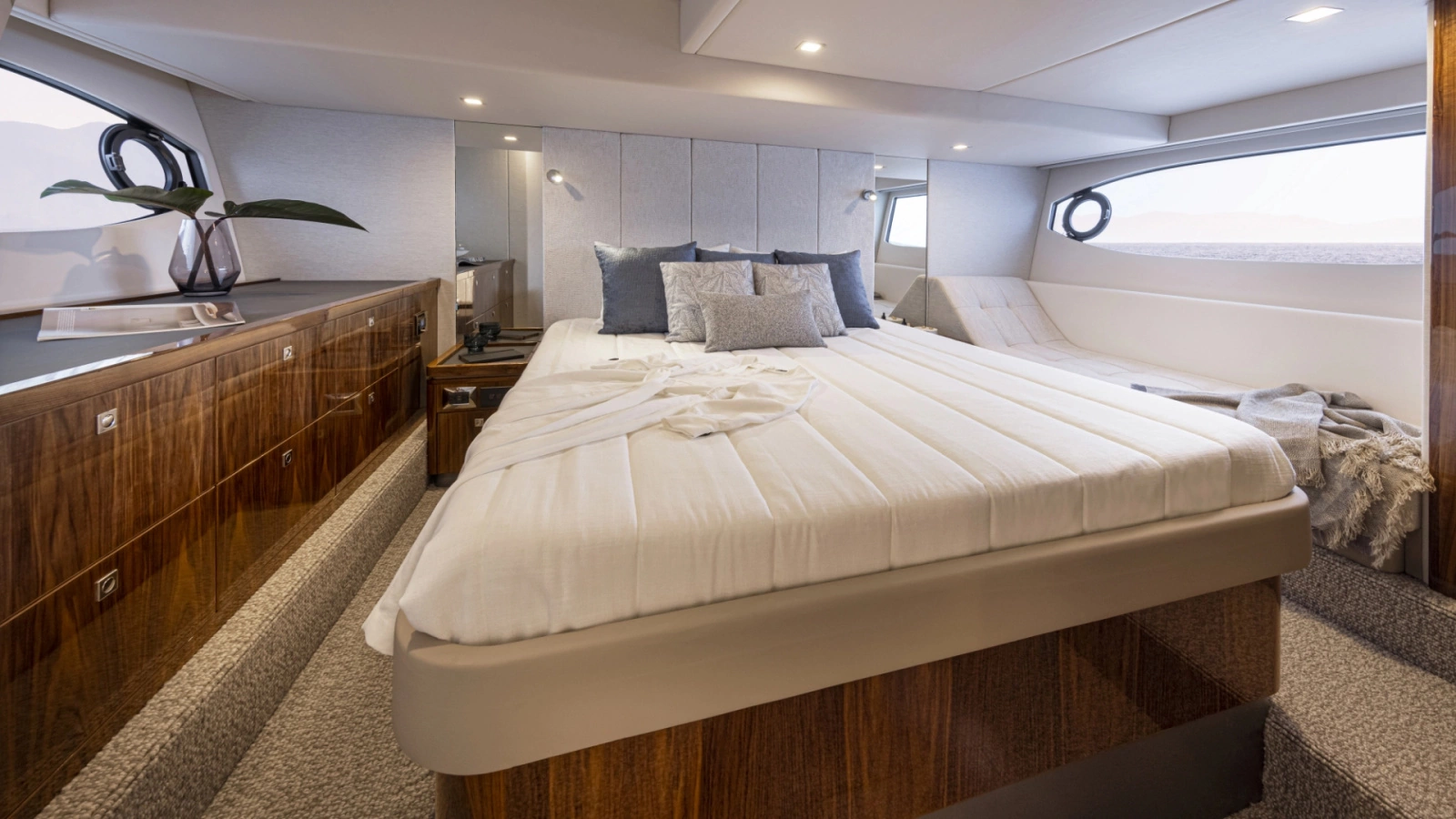 4600 Sport Yacht 46ft Riviera Yacht For Sale