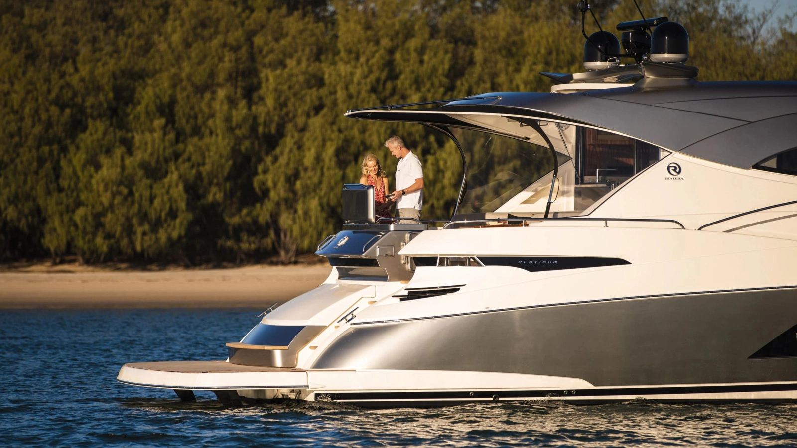 6000 SPORT YACHT 60ft Riviera Yacht For Sale