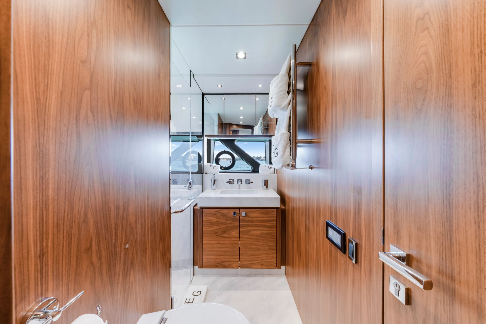 2020 Sunseeker 76 Yacht