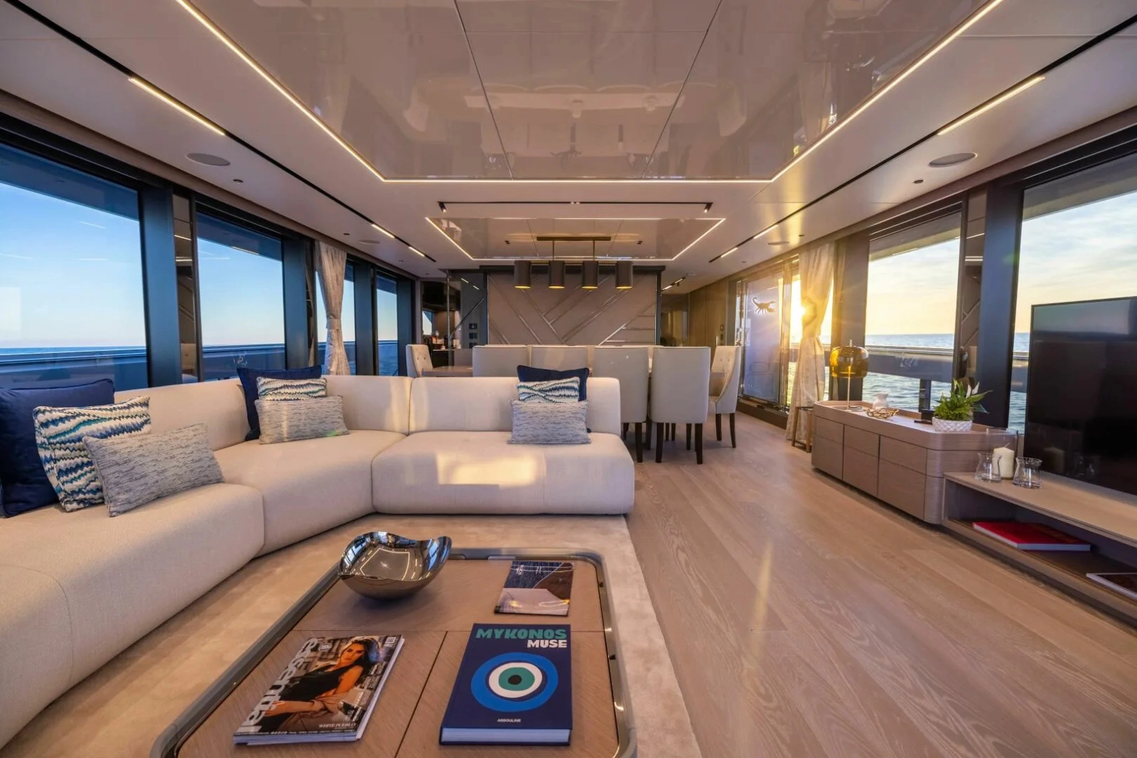 100 YACHT 100ft Sunseeker Yacht For Sale