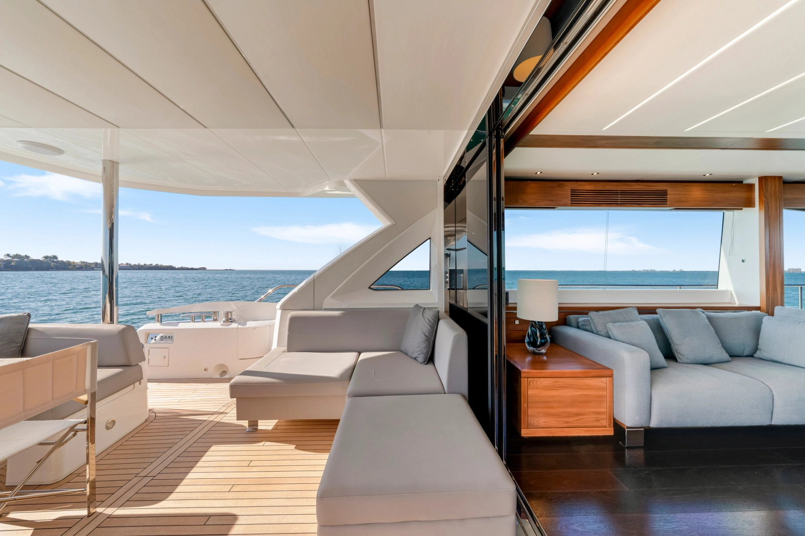 2020 Sunseeker 76 Yacht