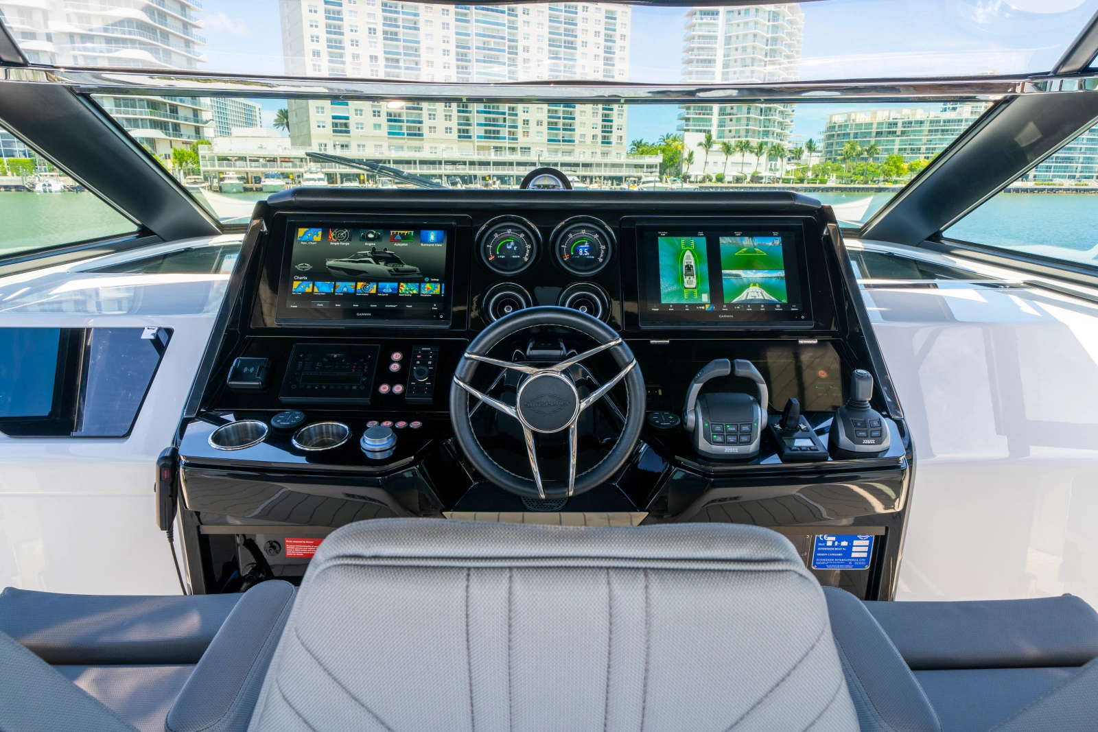 2024 Sunseeker Superhawk 55