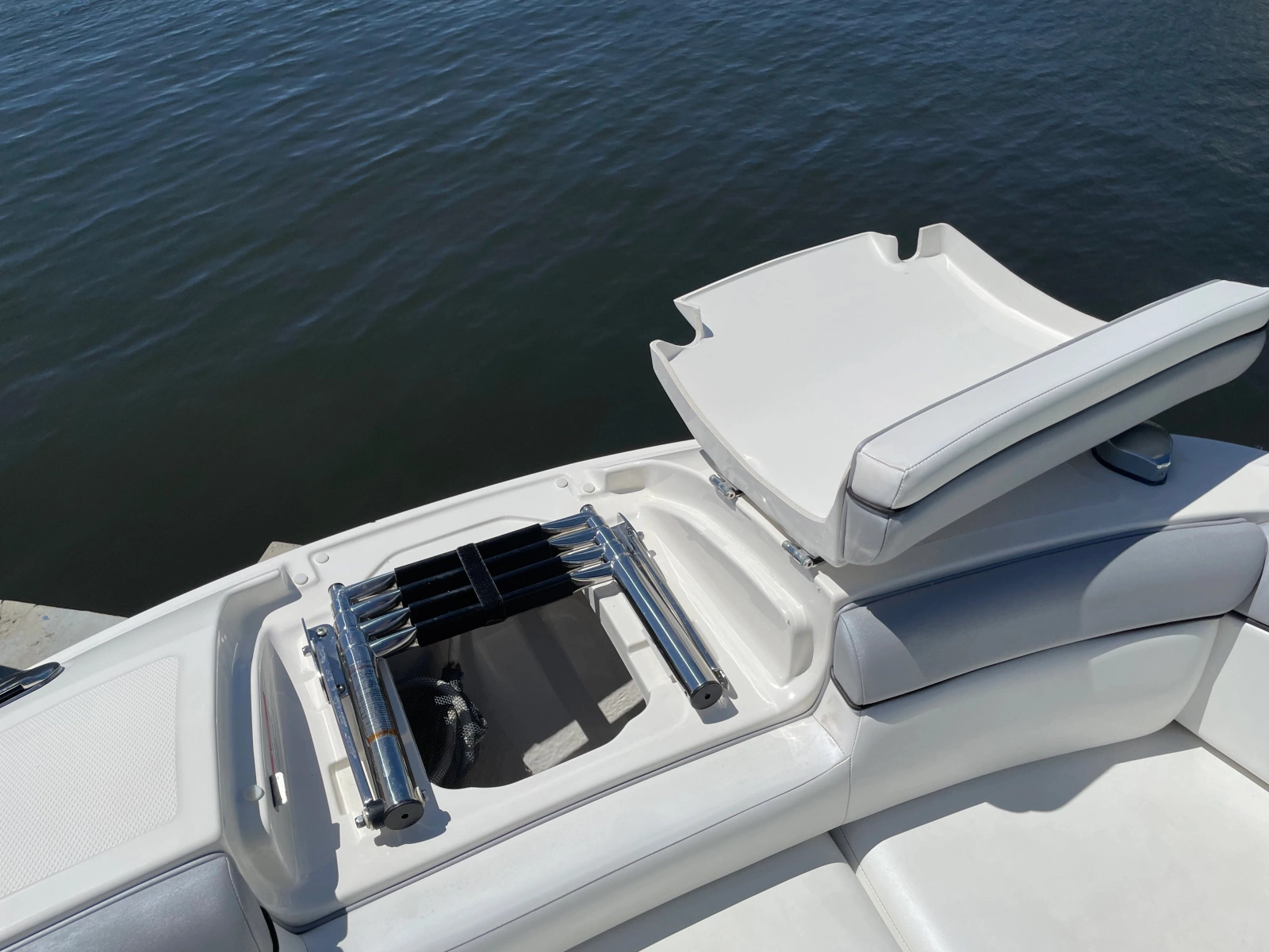 2017 Sea Ray SDX 270