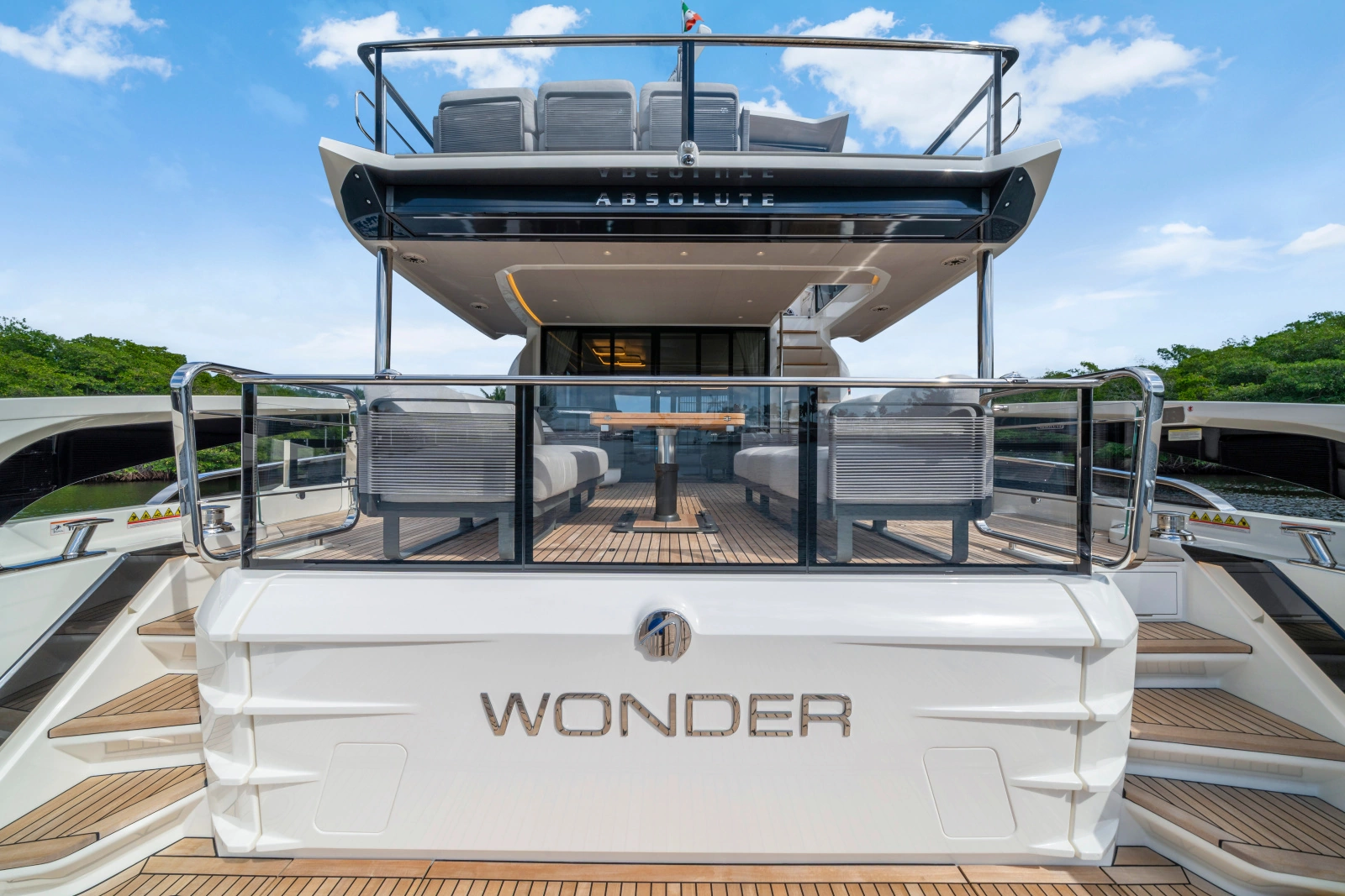 70 FLY 70ft Absolute Yacht For Sale