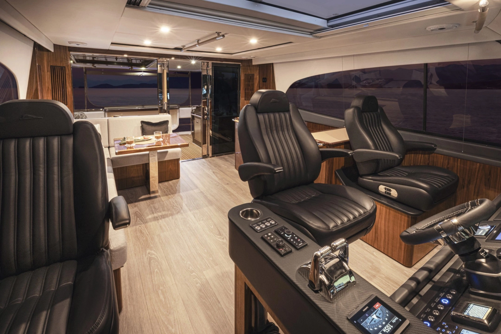 68 Sports Motor Yacht 68ft Riviera Yacht For Sale