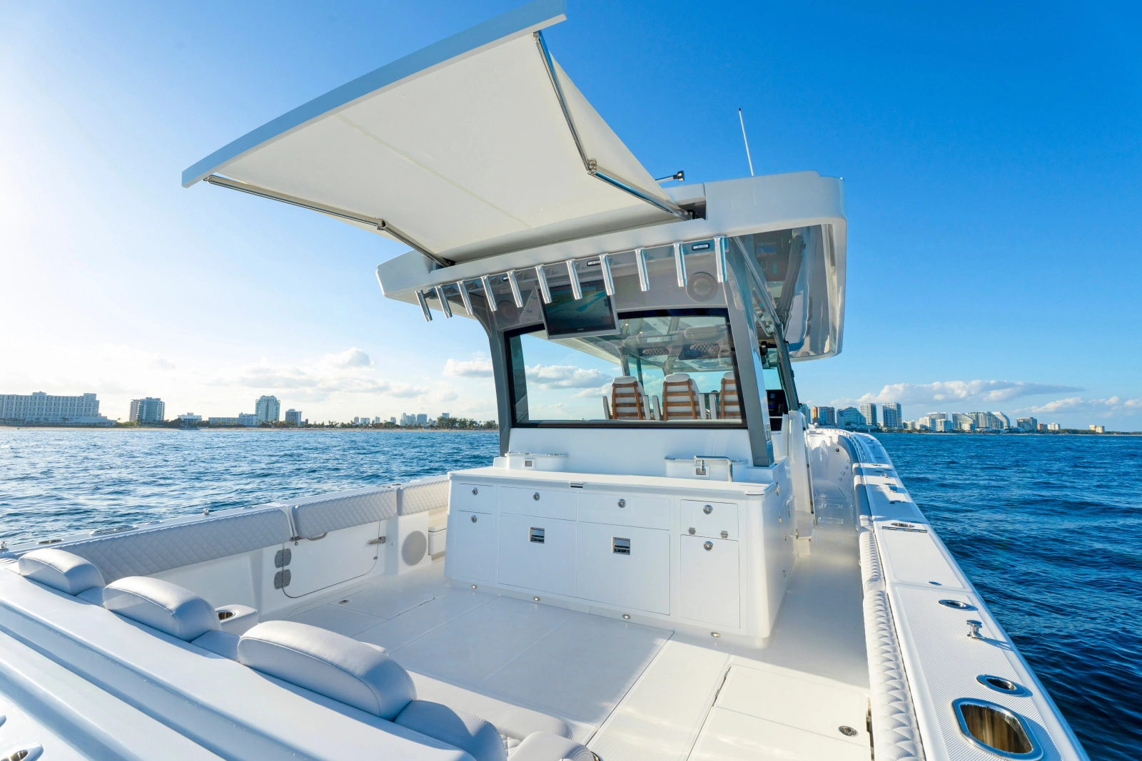 56ft HCB Yacht For Sale