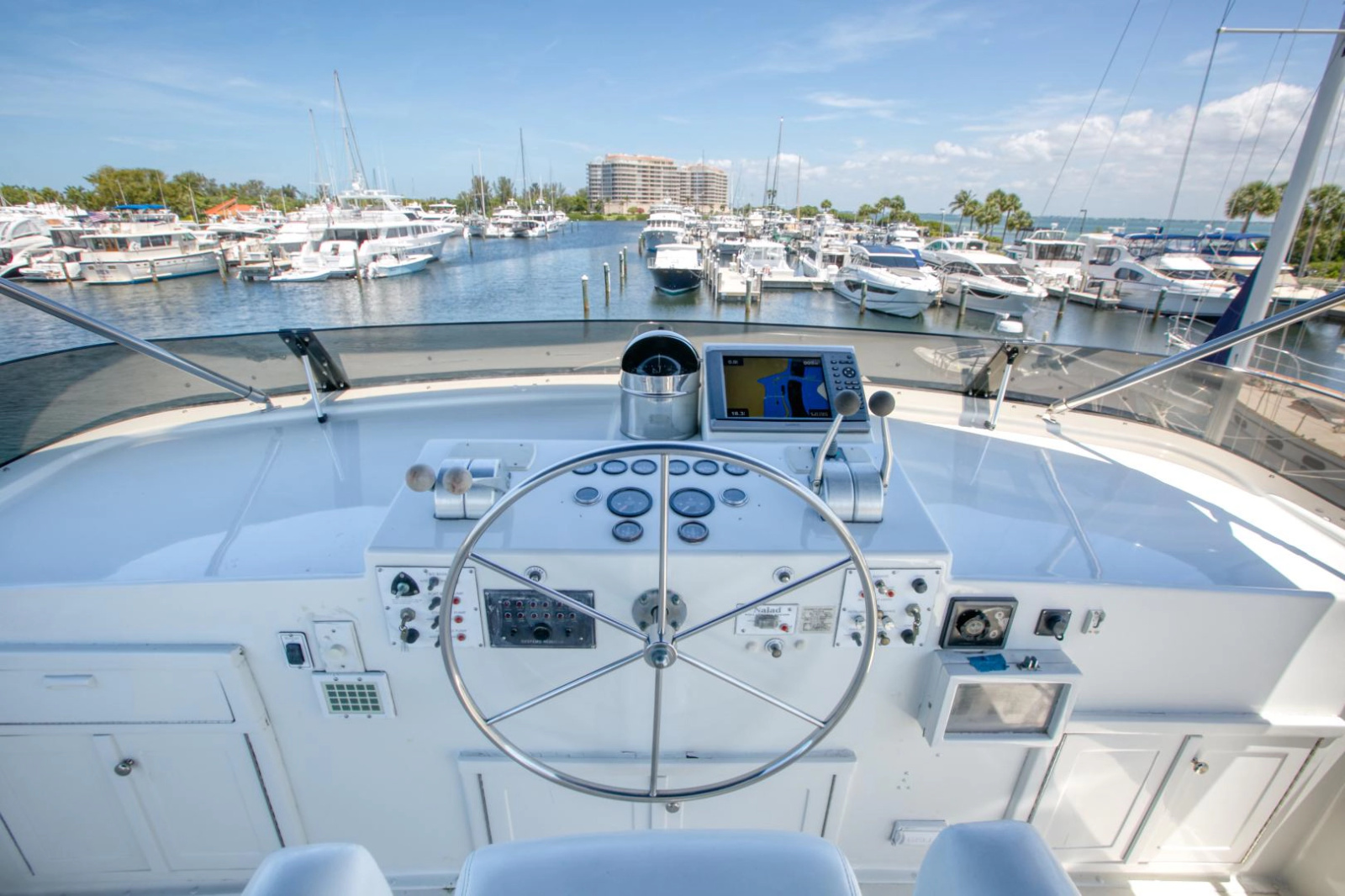 1981 Hatteras 56 Motor Yacht