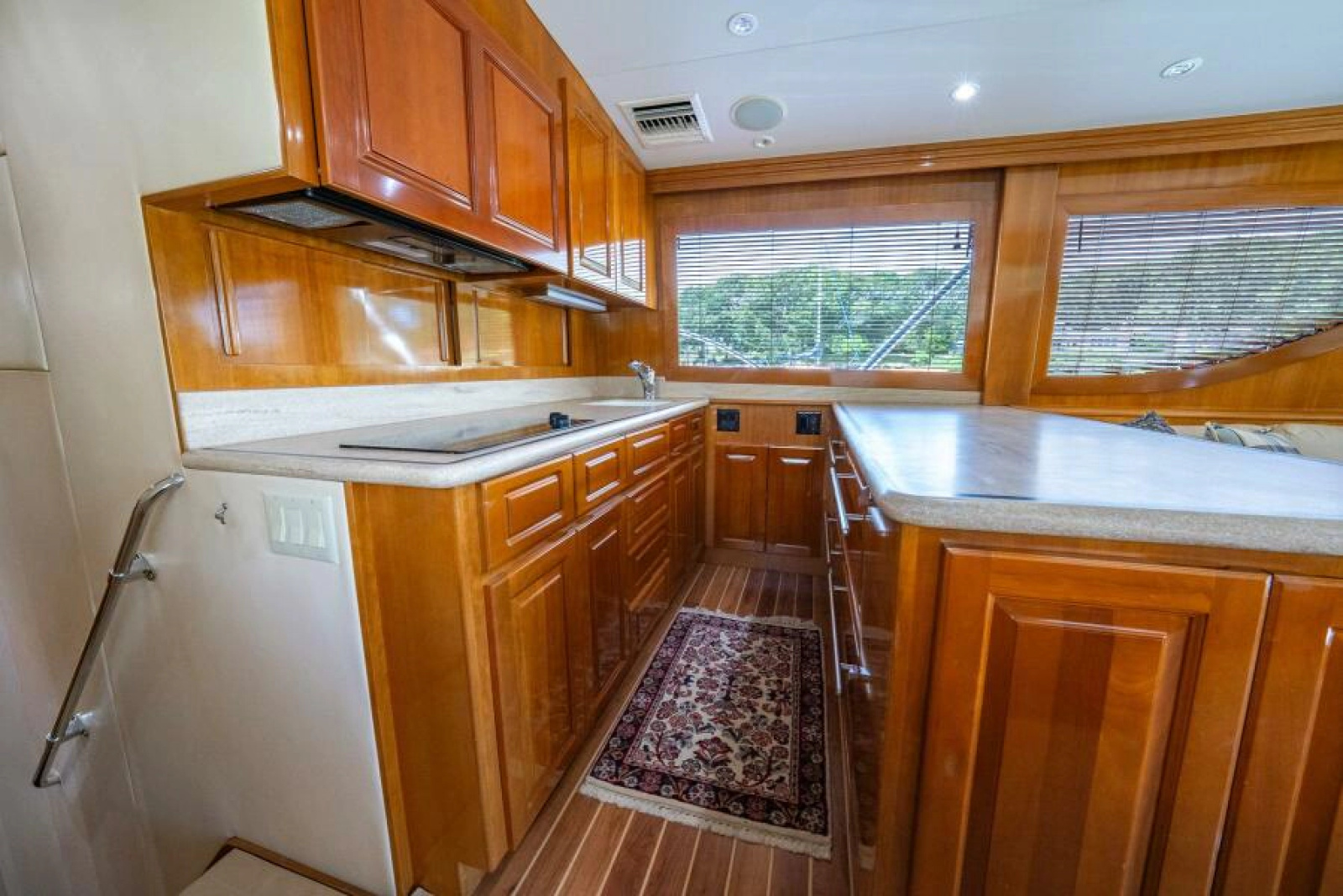 2001 Hatteras Convertible 50